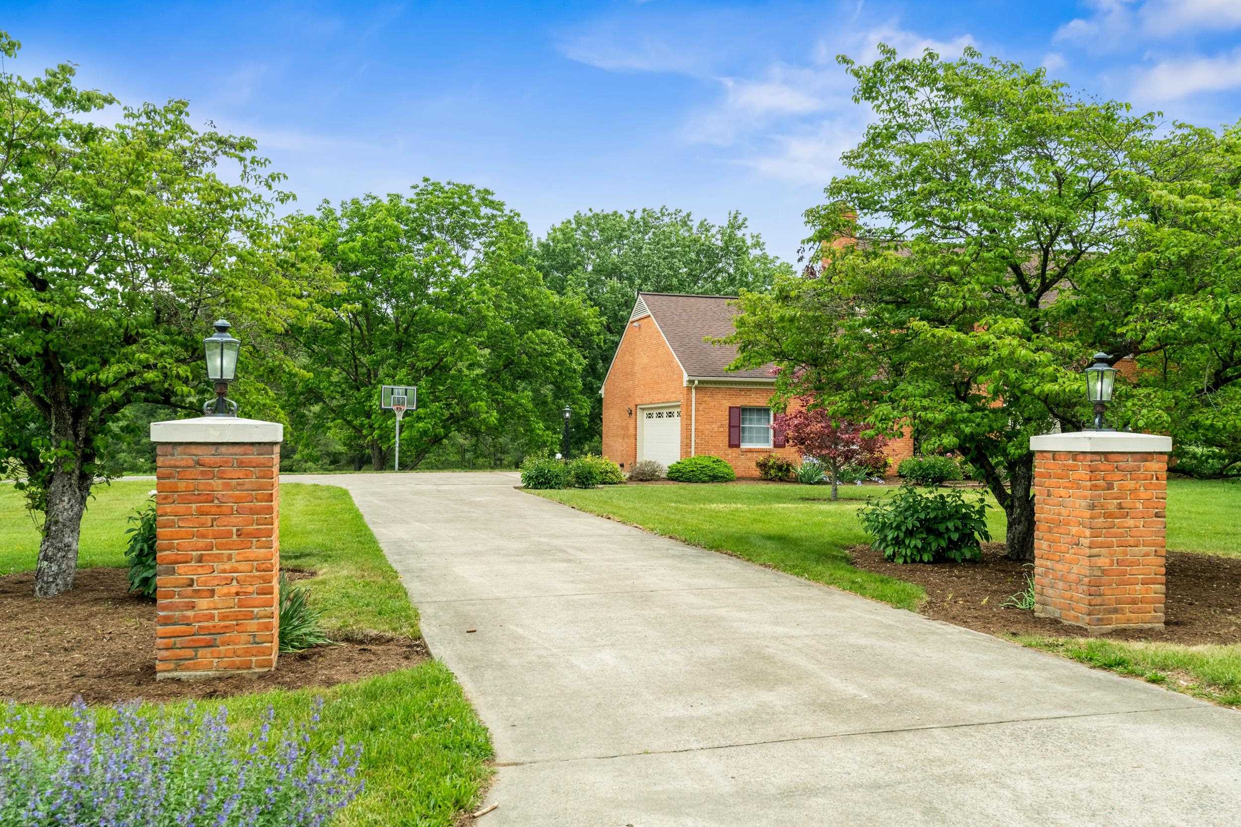 32 HENKEL RD