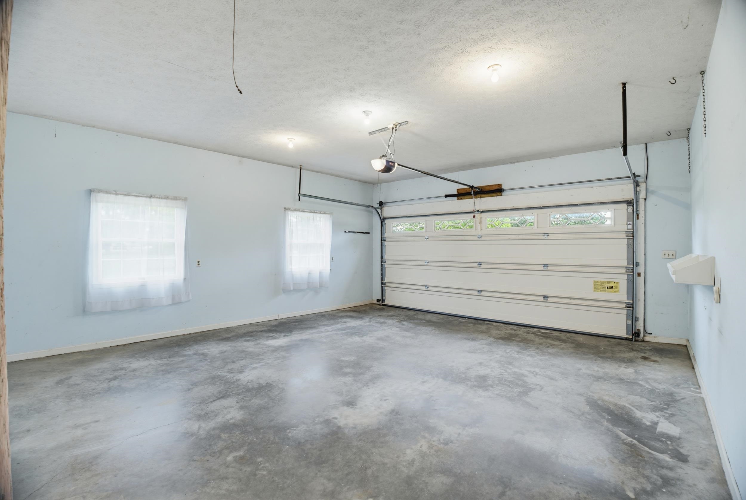 32 HENKEL RD