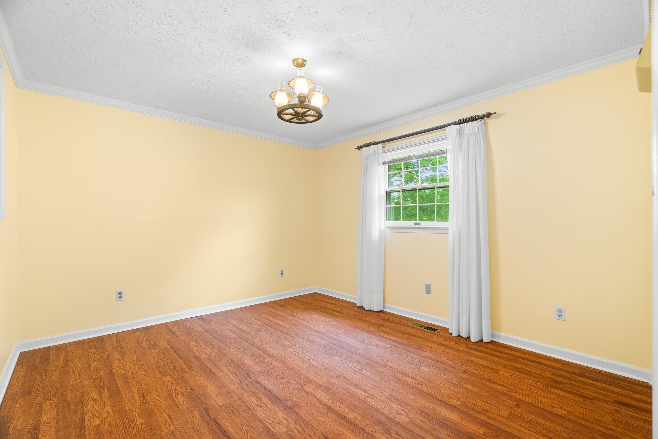 32 HENKEL RD