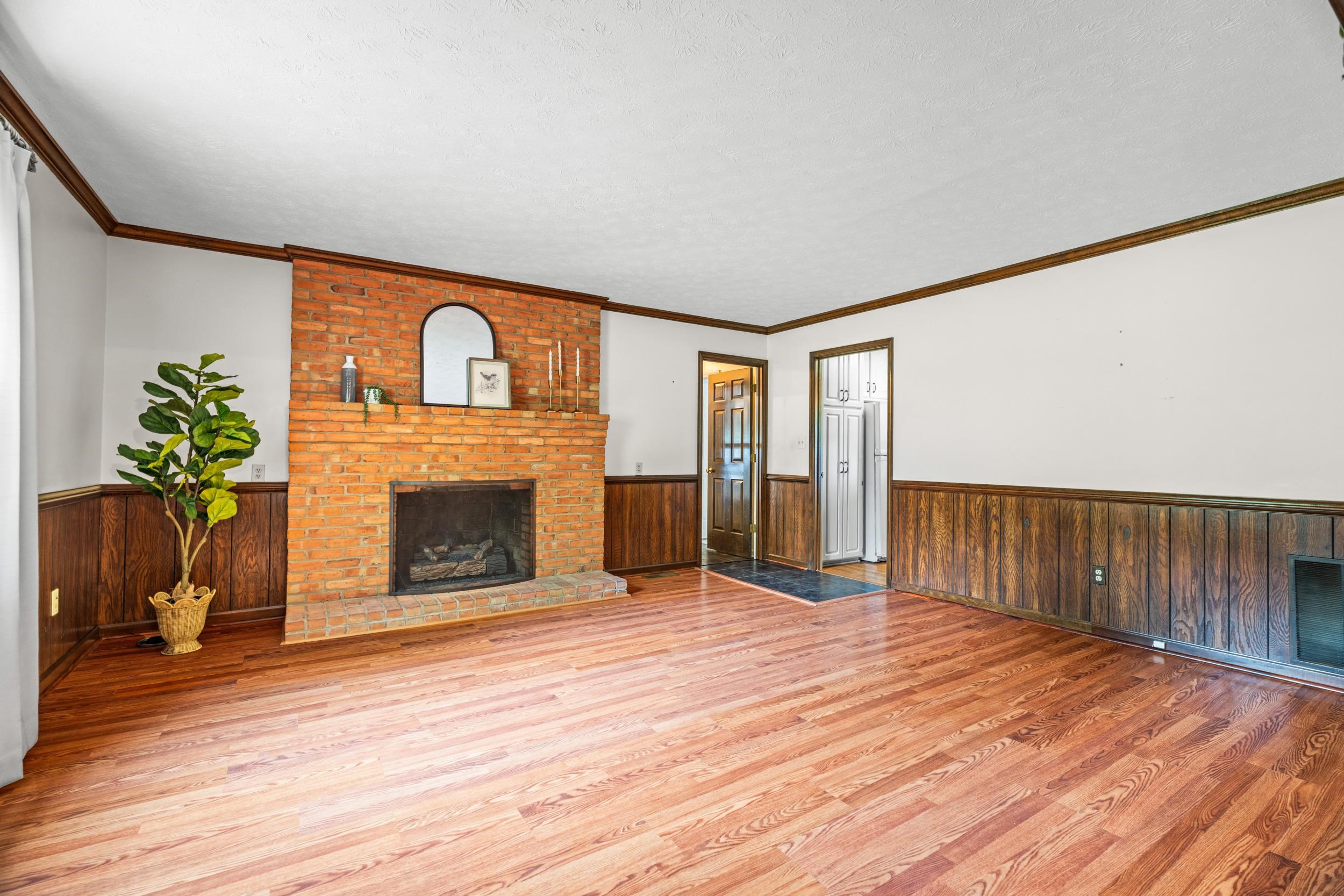 32 HENKEL RD