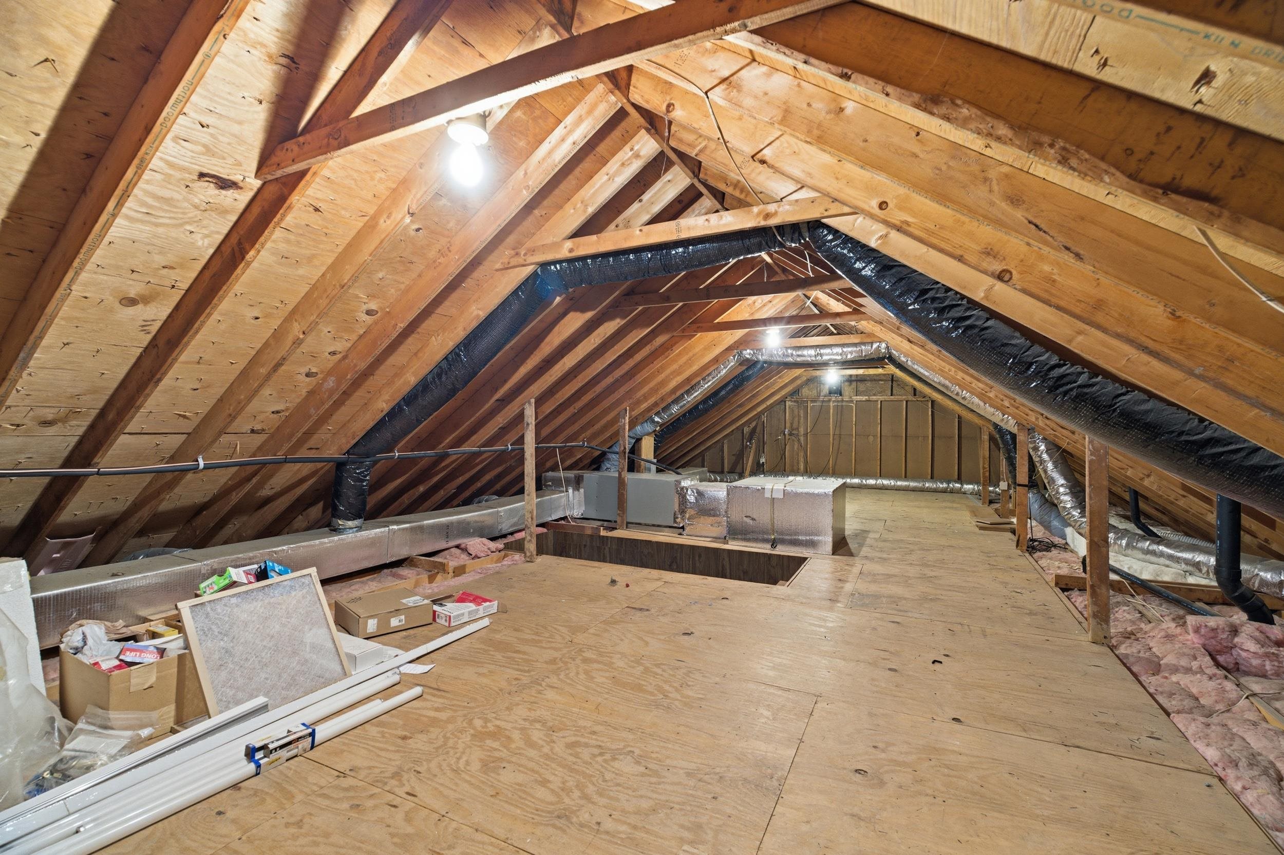32 HENKEL RD