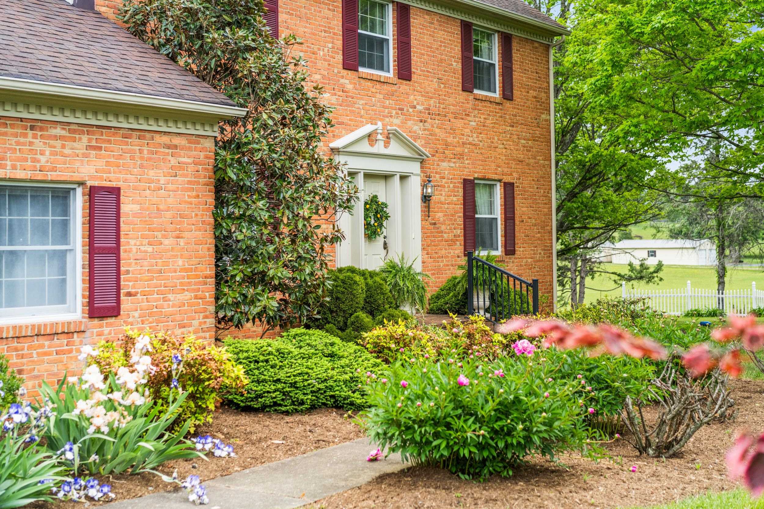 32 HENKEL RD