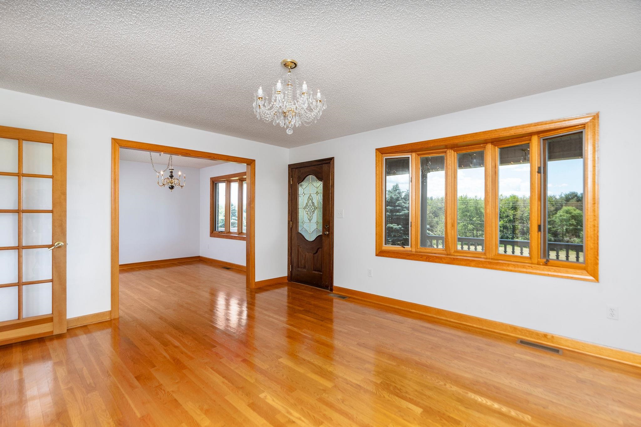 23 ENTRY SCHOOL RD