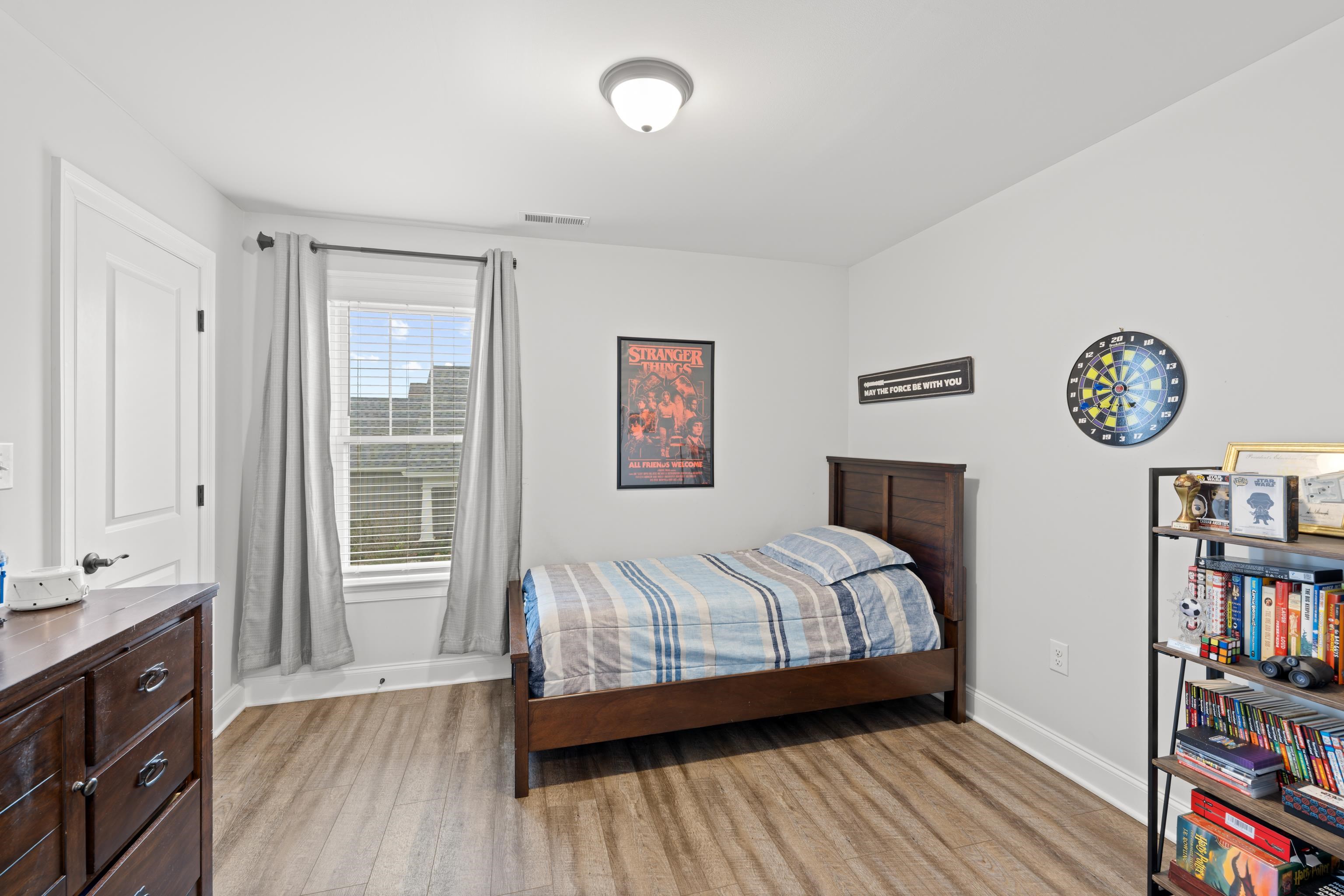 144 LANGLEY DR