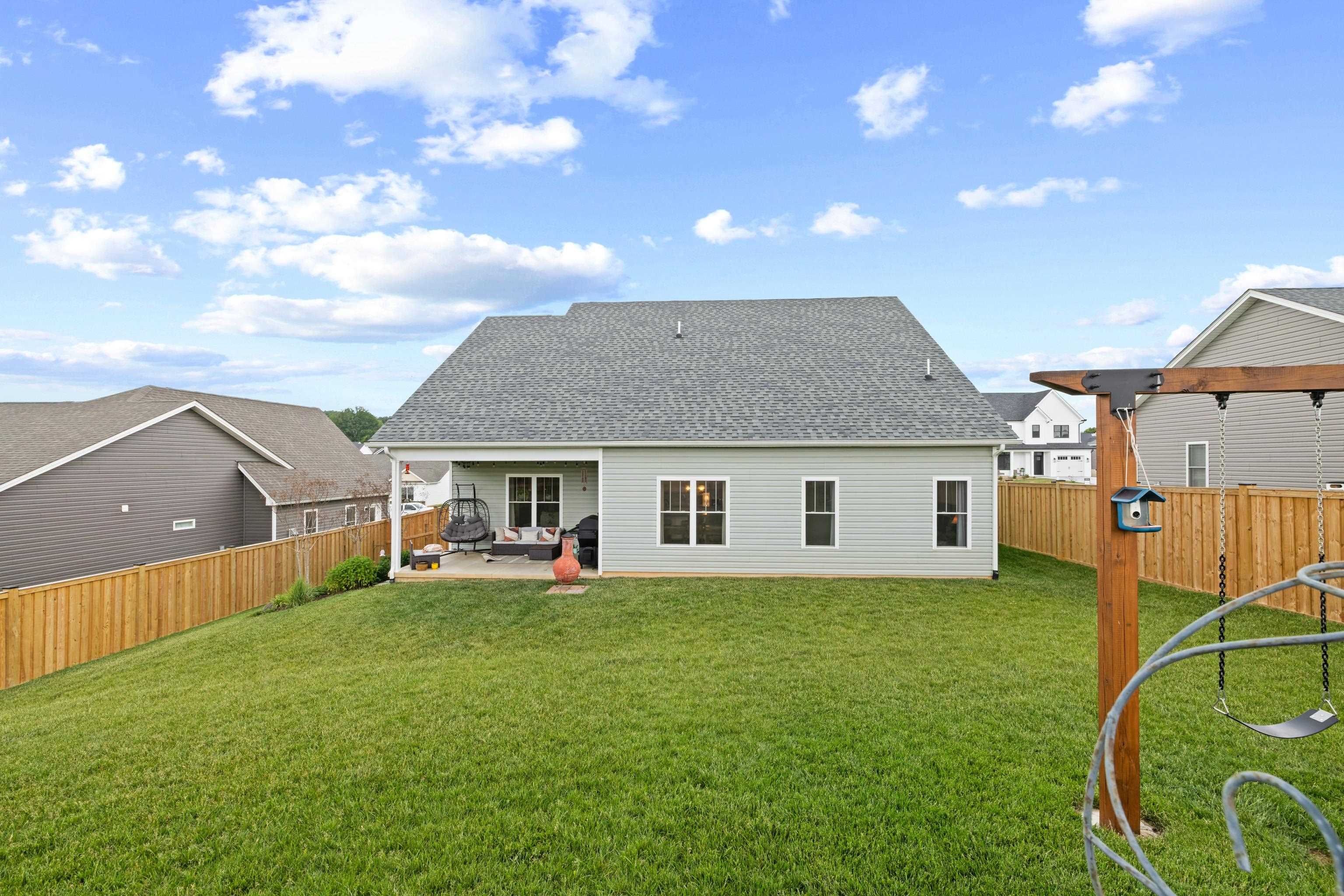 144 LANGLEY DR