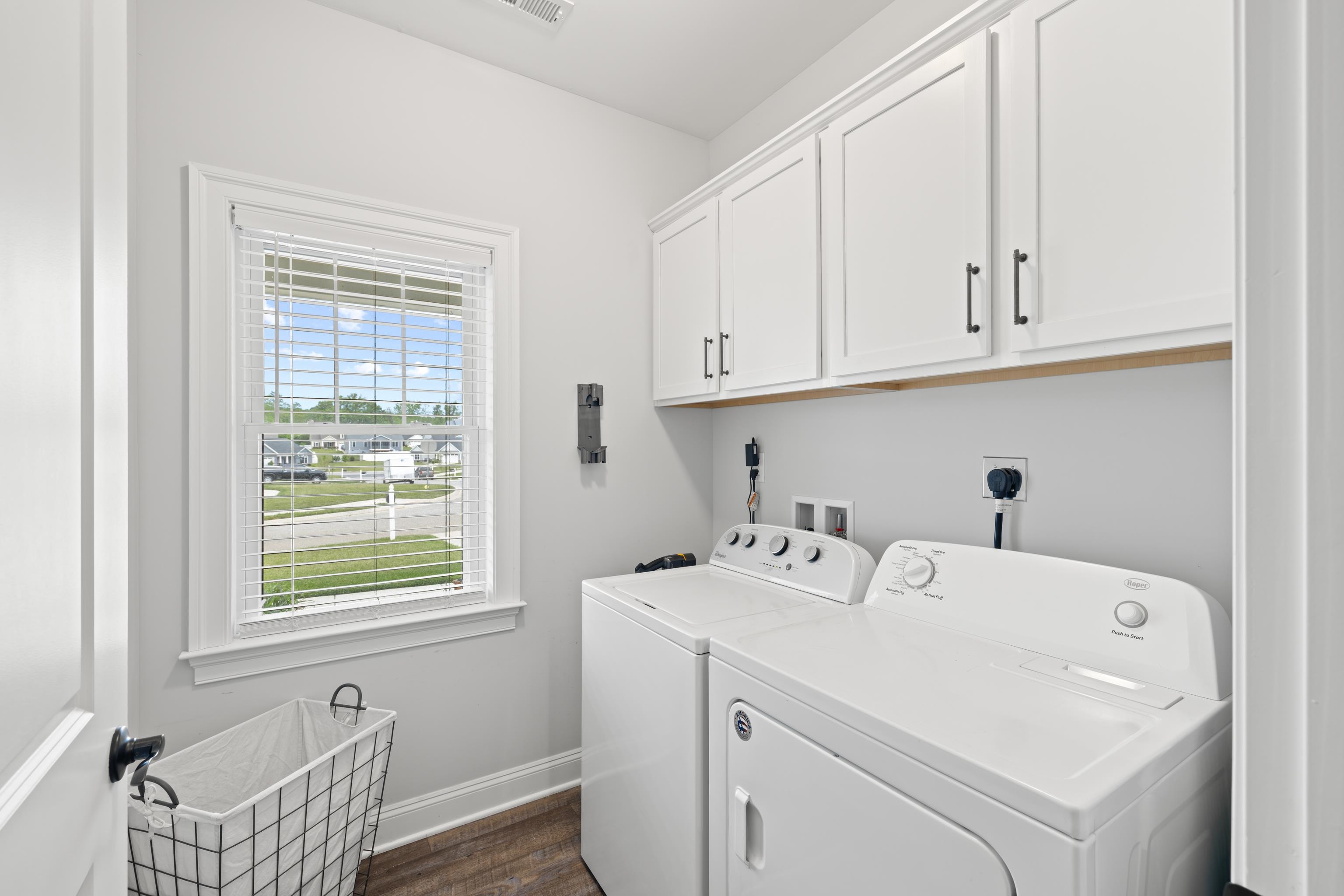 144 LANGLEY DR