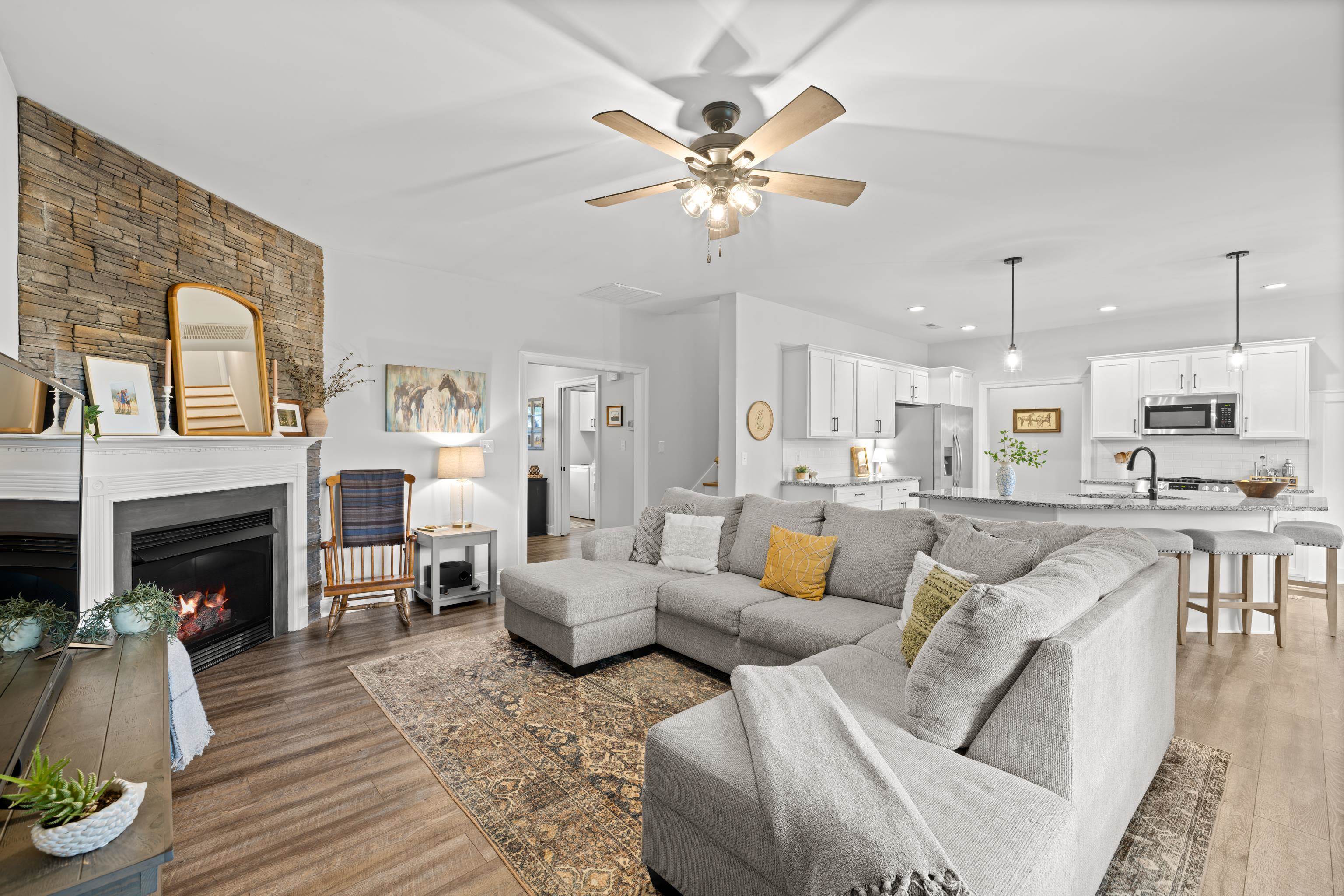 144 LANGLEY DR