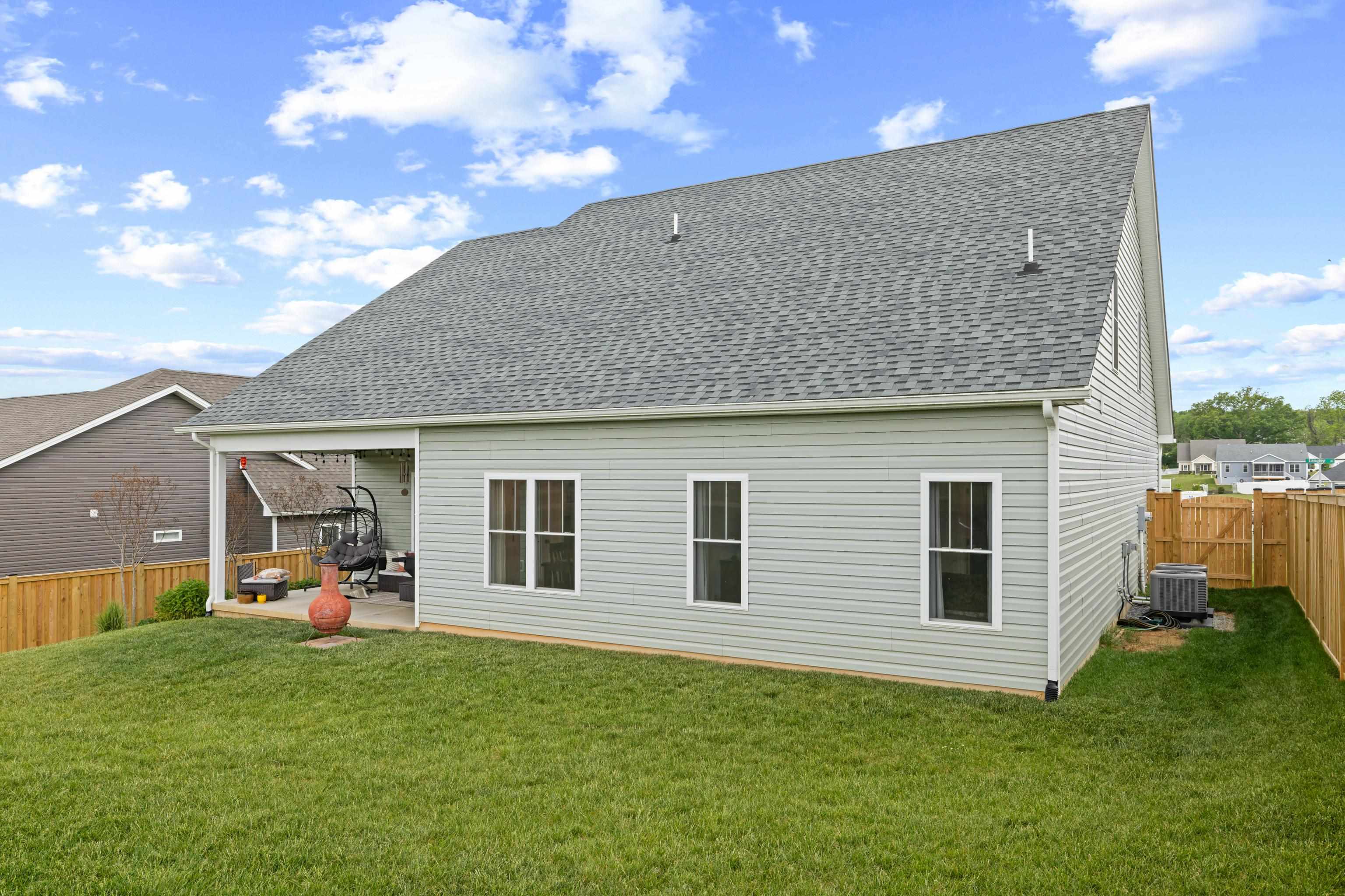 144 LANGLEY DR