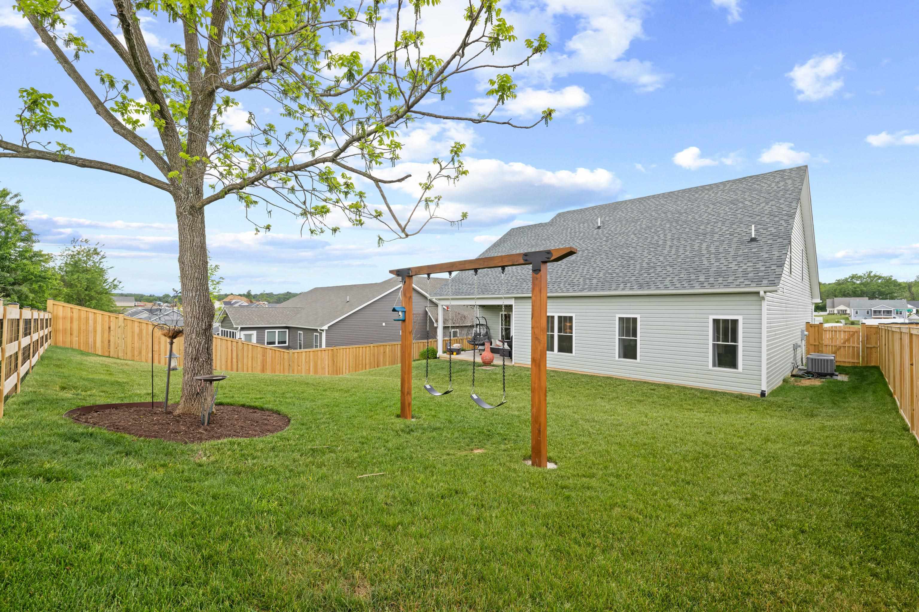 144 LANGLEY DR