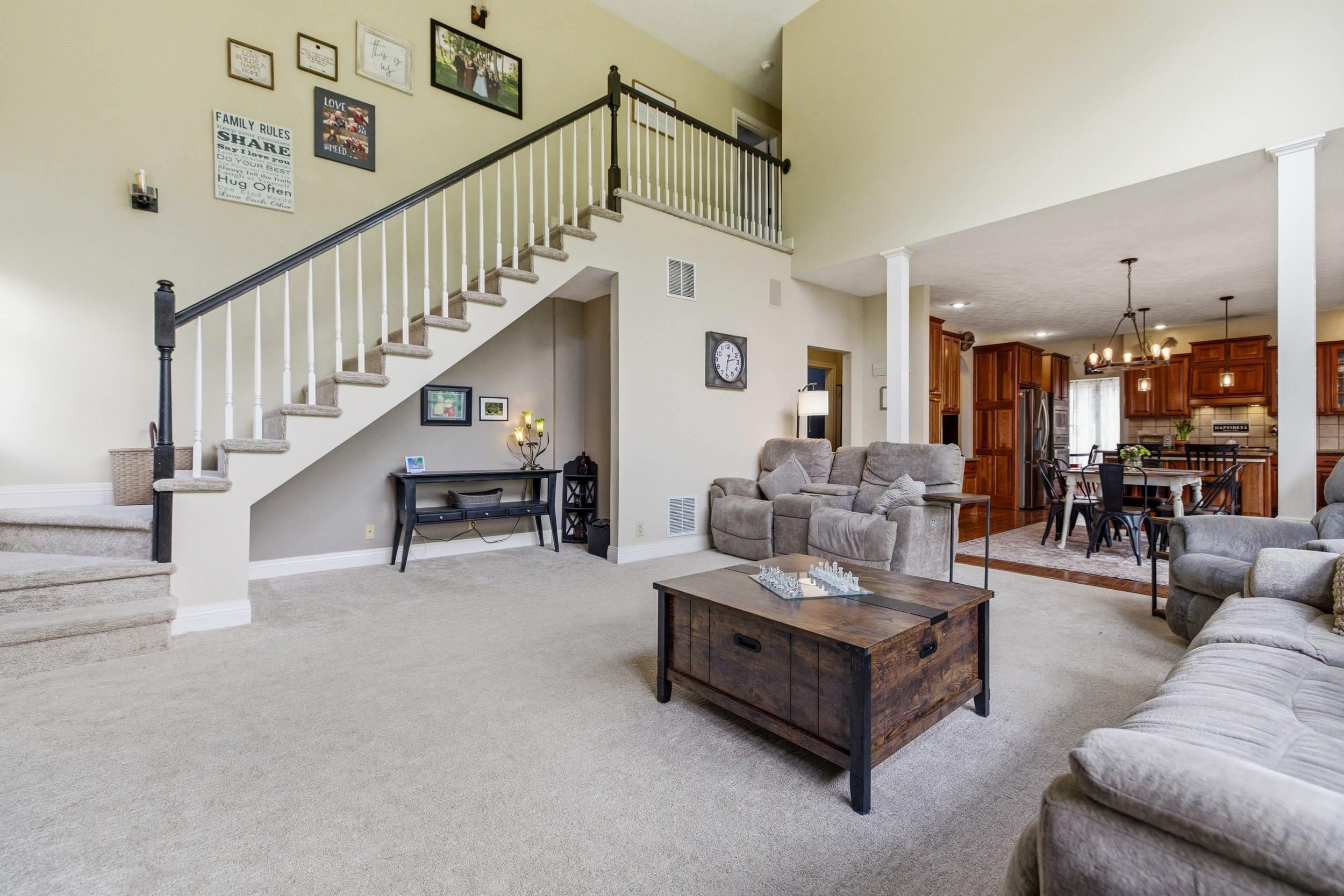 240 NORTHVIEW DR
