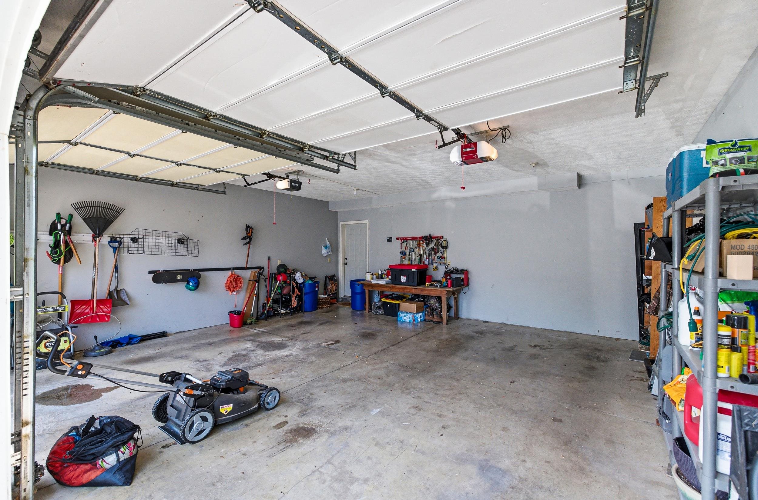 240 NORTHVIEW DR