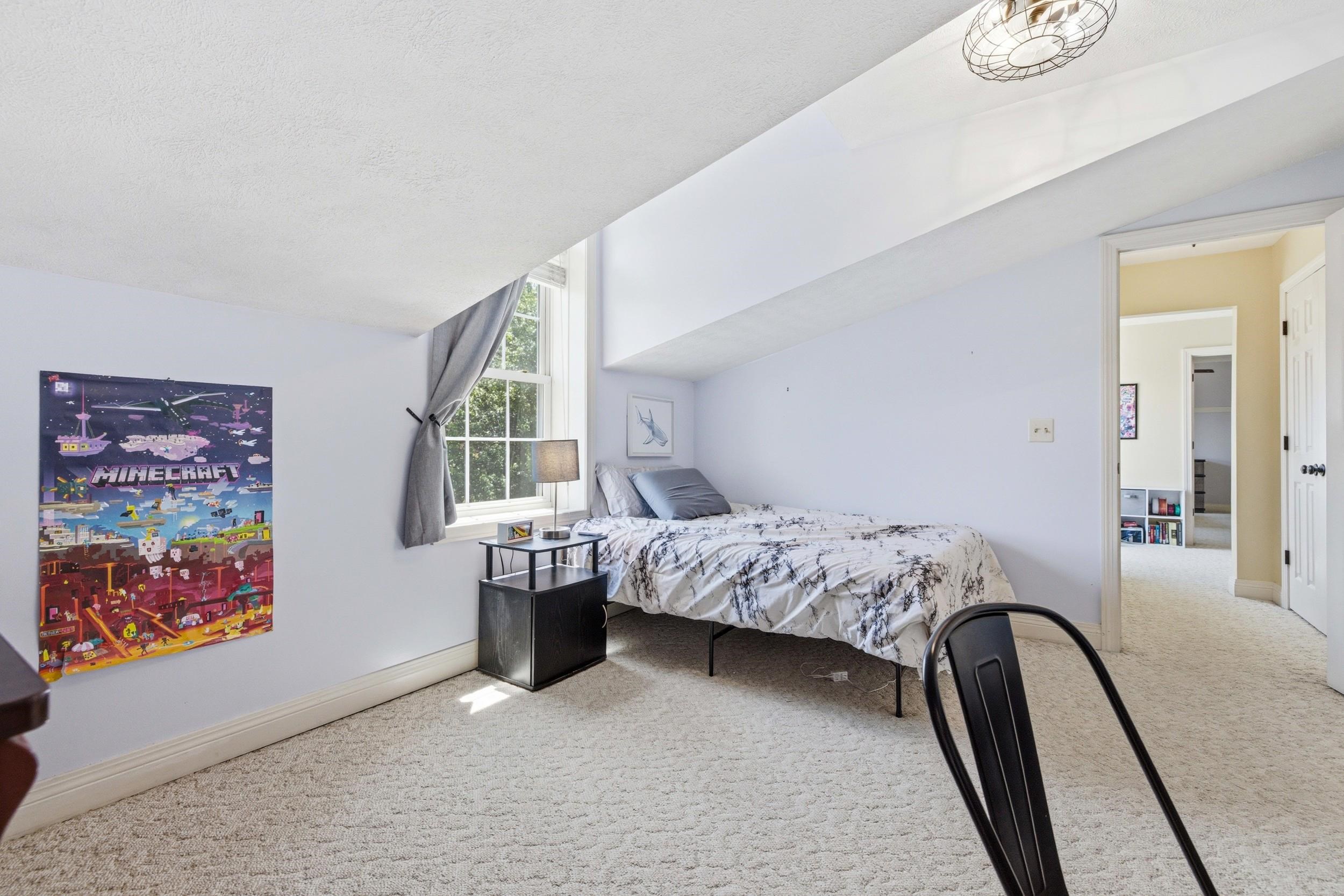 240 NORTHVIEW DR