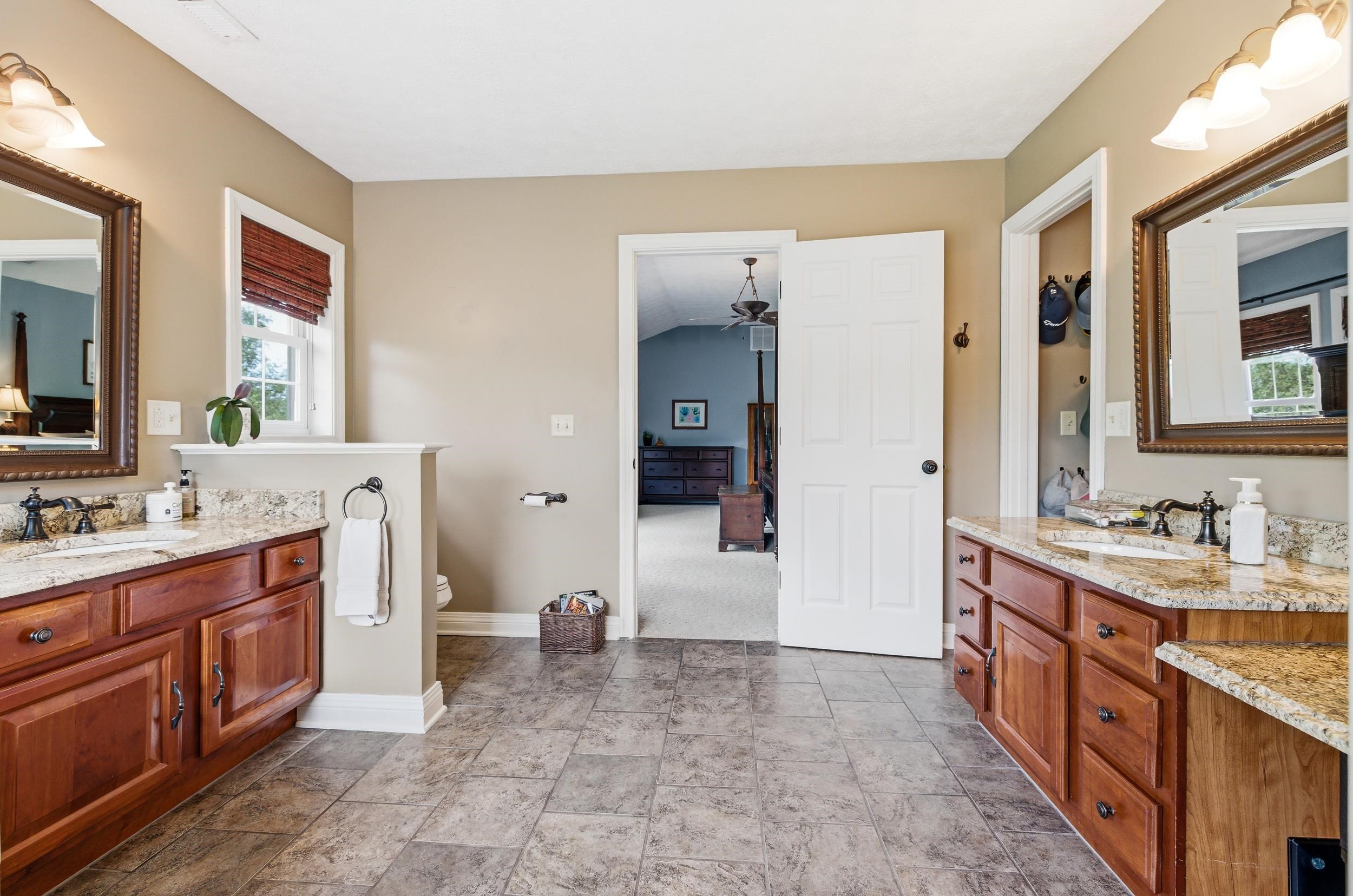 240 NORTHVIEW DR