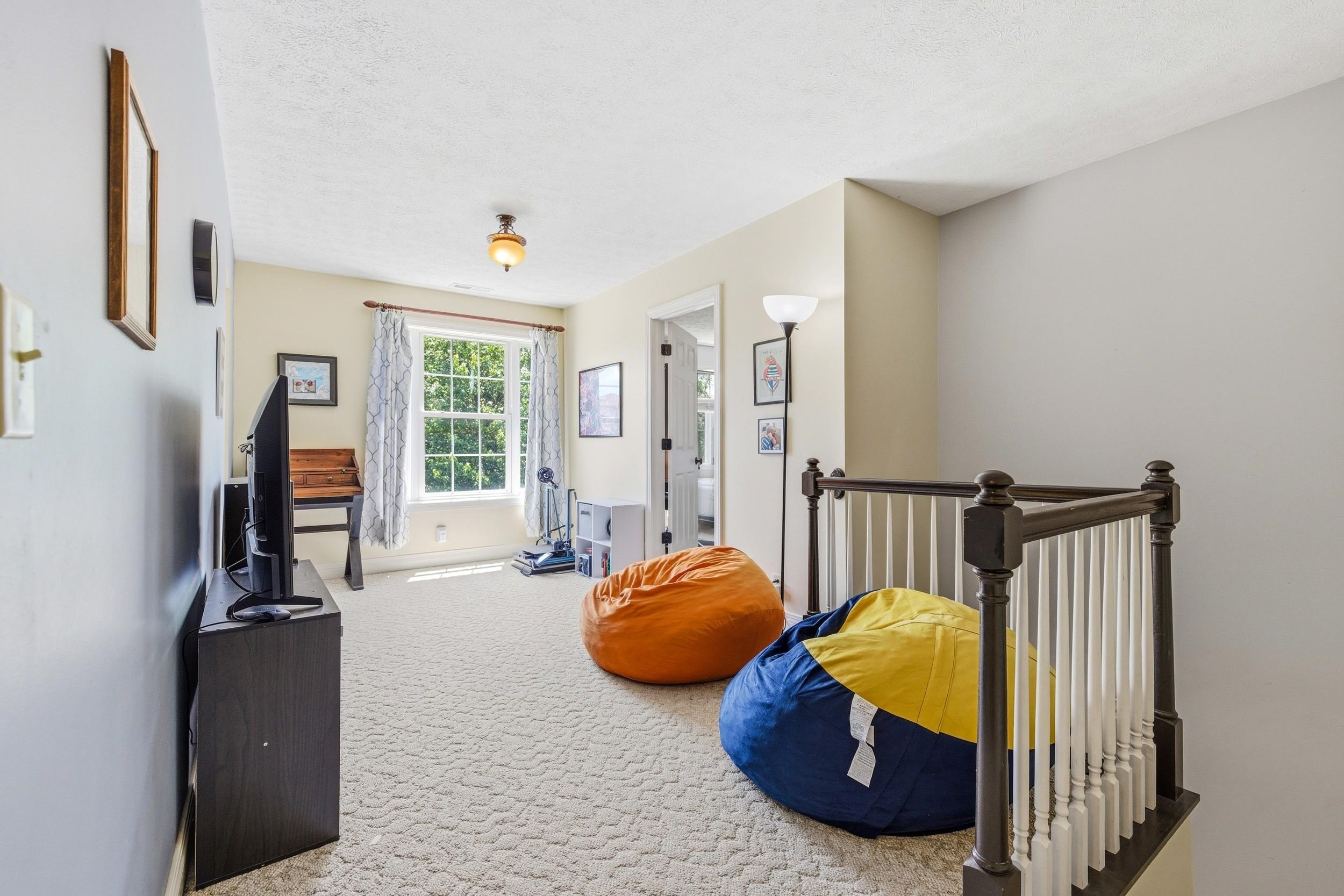 240 NORTHVIEW DR