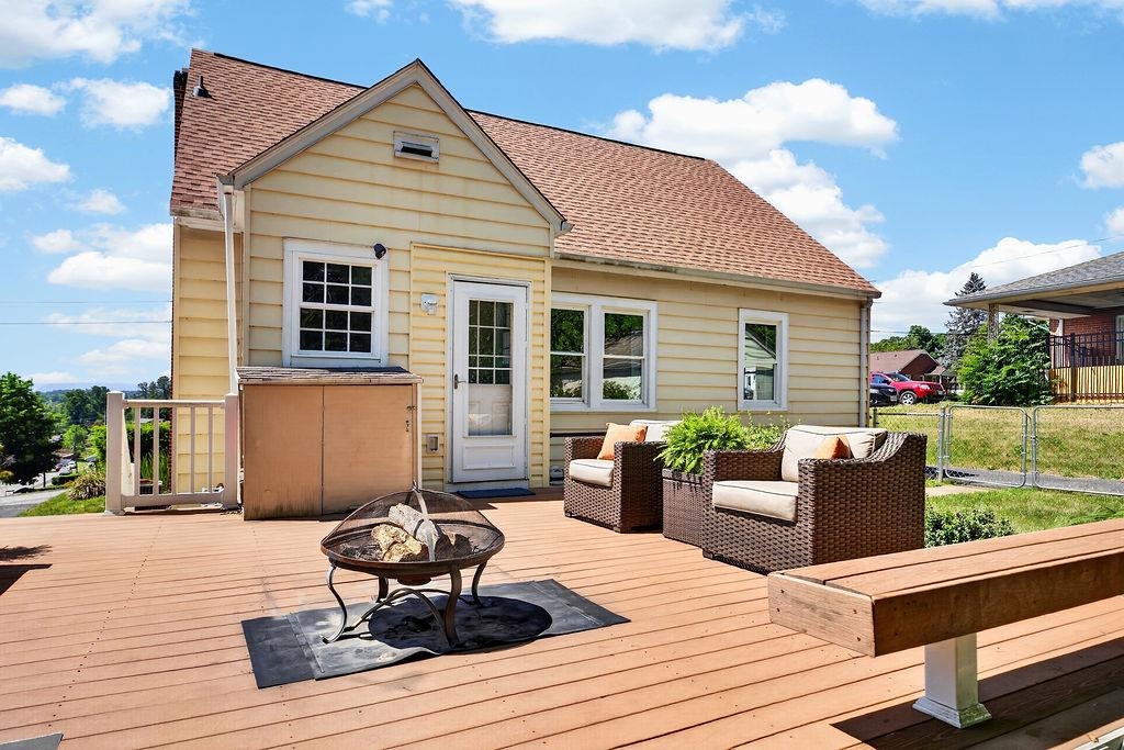 1003 SKYMONT RD