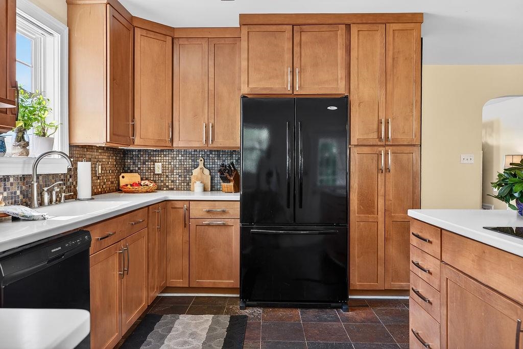 1003 SKYMONT RD