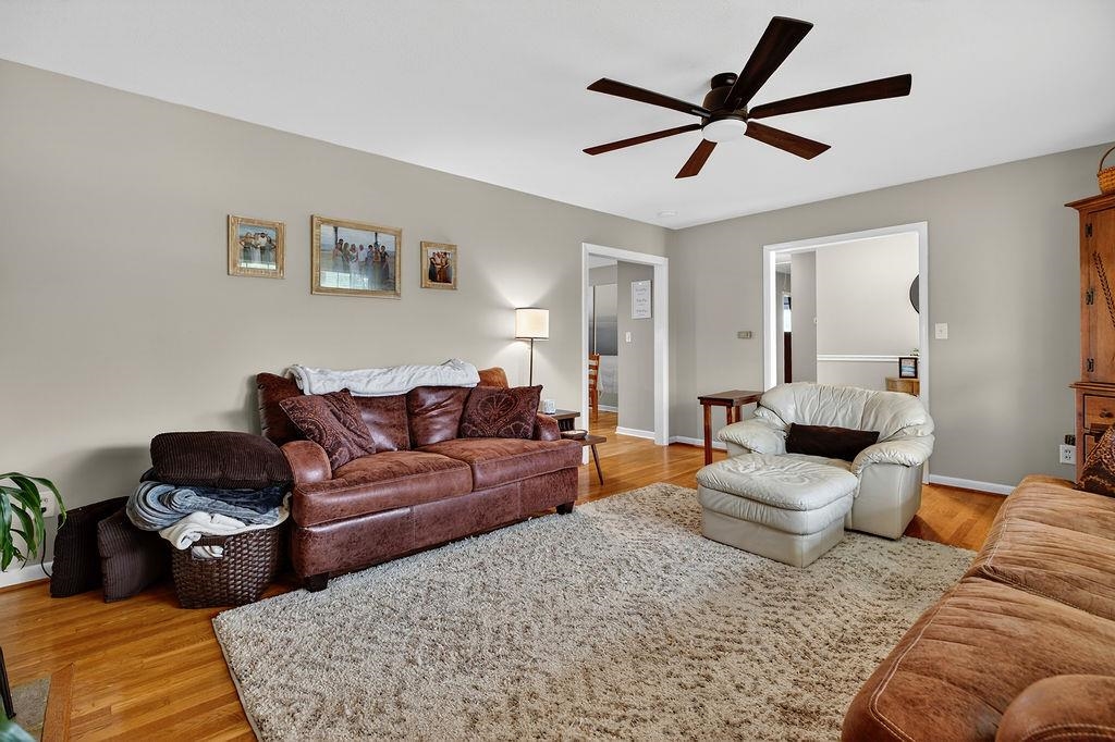 151 SUNSET DR
