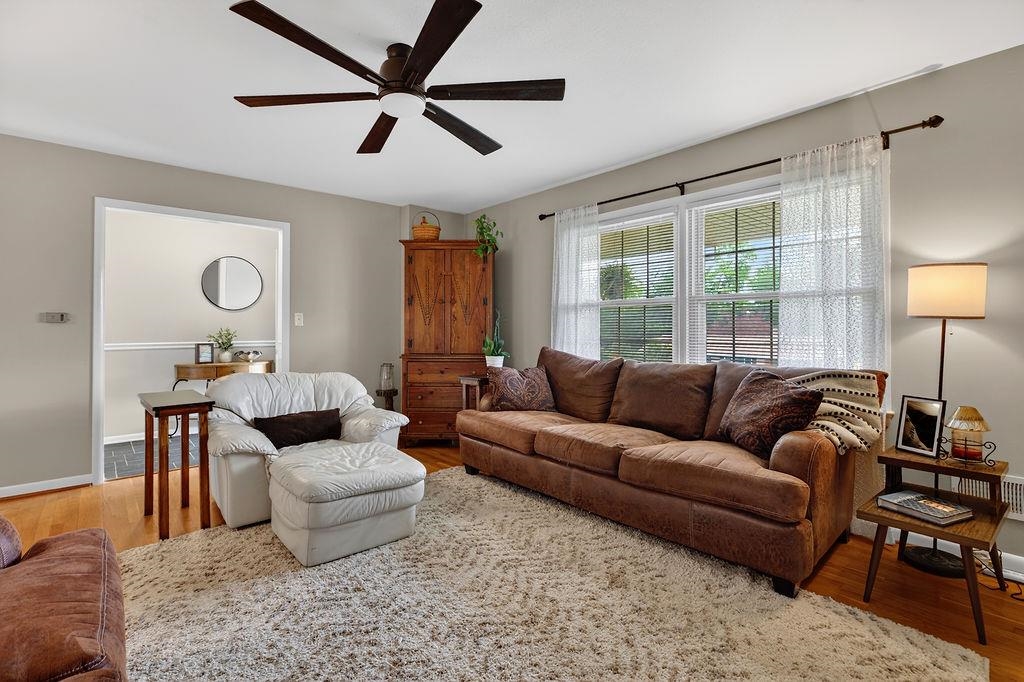 151 SUNSET DR
