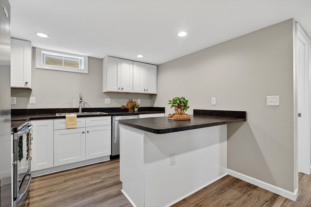 151 SUNSET DR
