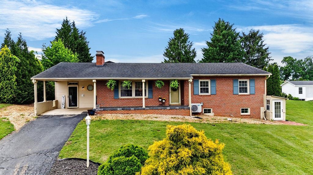 151 SUNSET DR