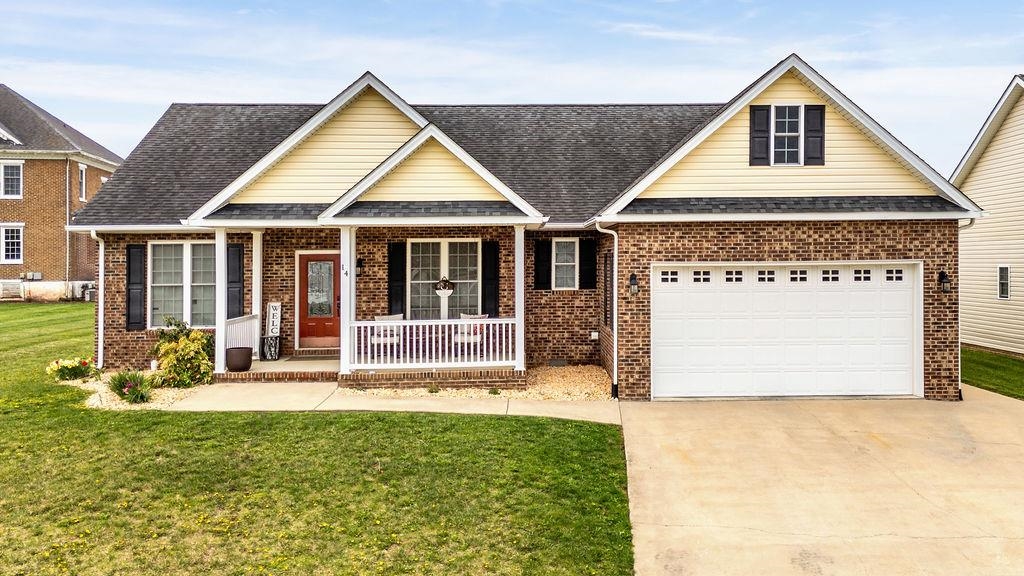 14 OLD OAK DR