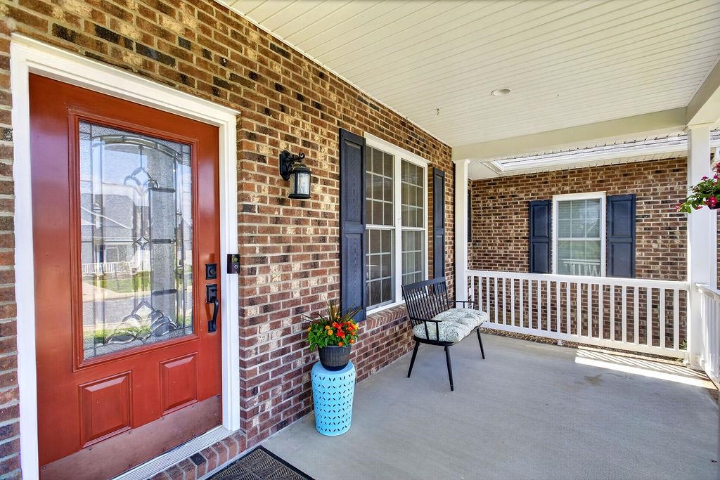 14 OLD OAK DR