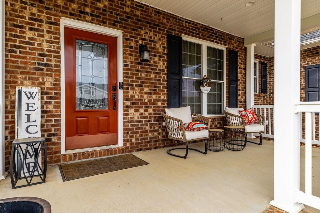14 OLD OAK DR