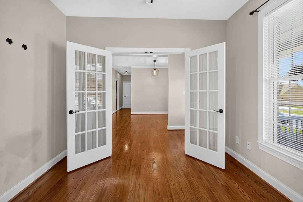 14 OLD OAK DR