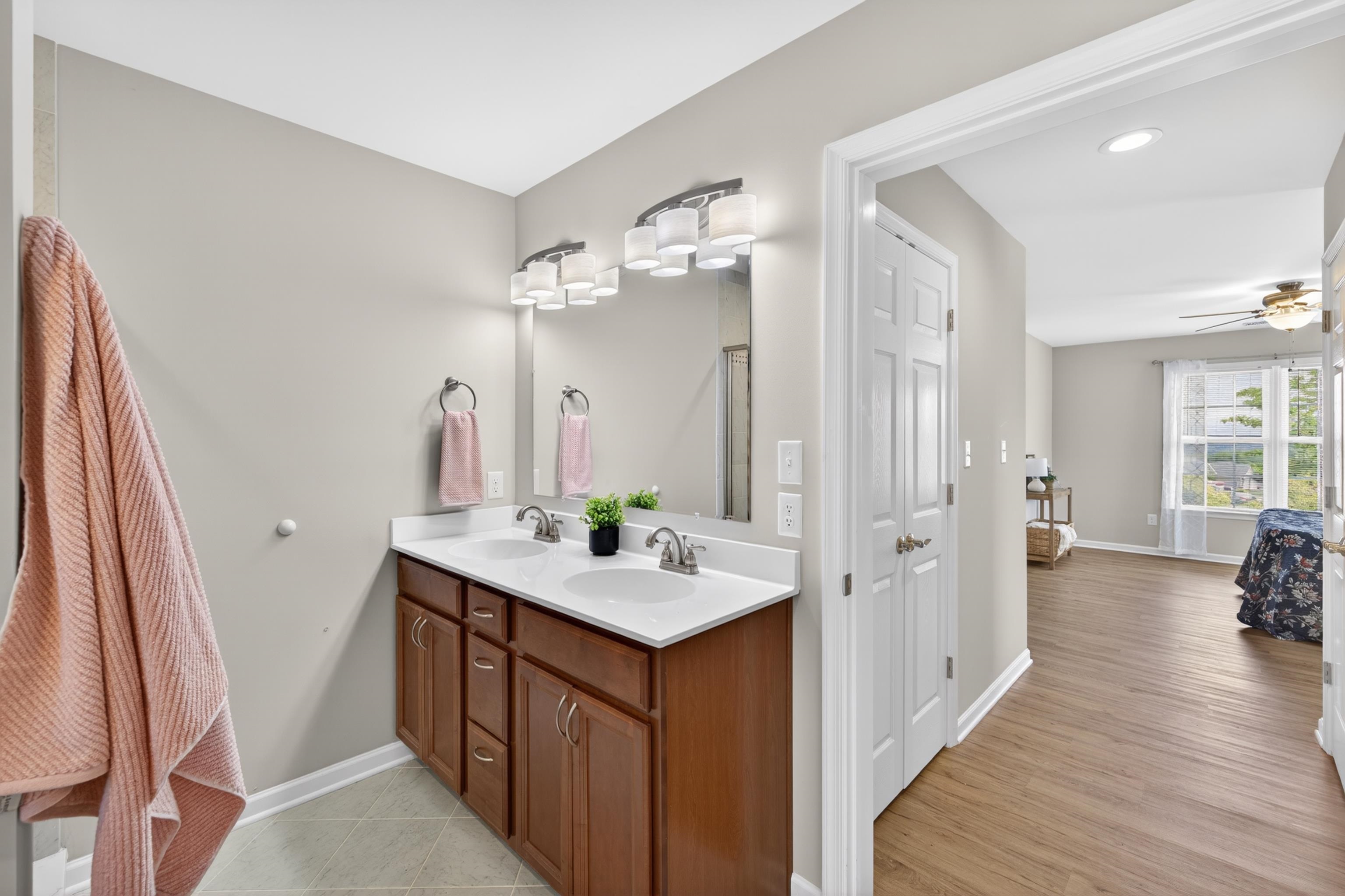 26 OAK VIEW DR