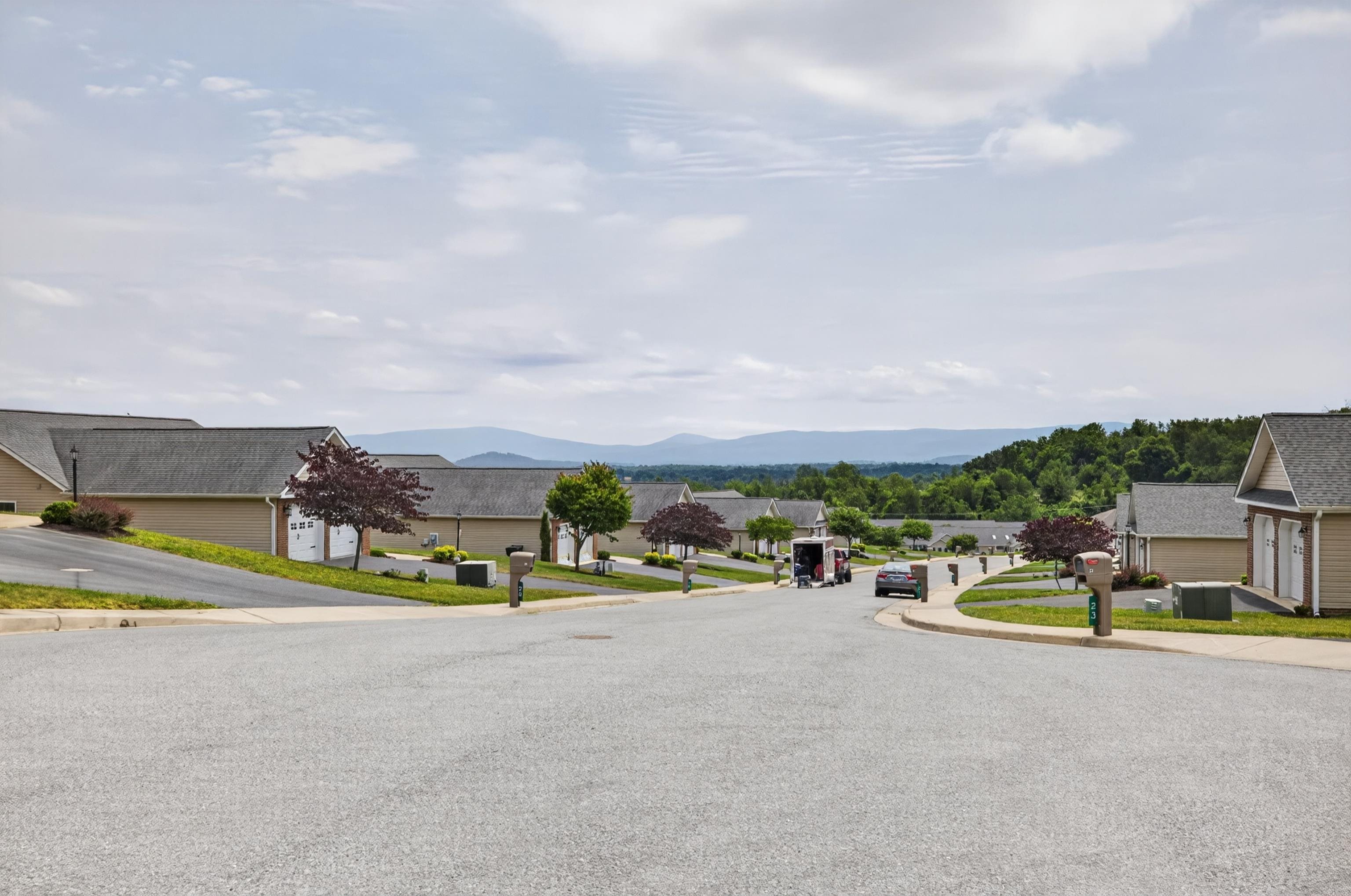 26 OAK VIEW DR