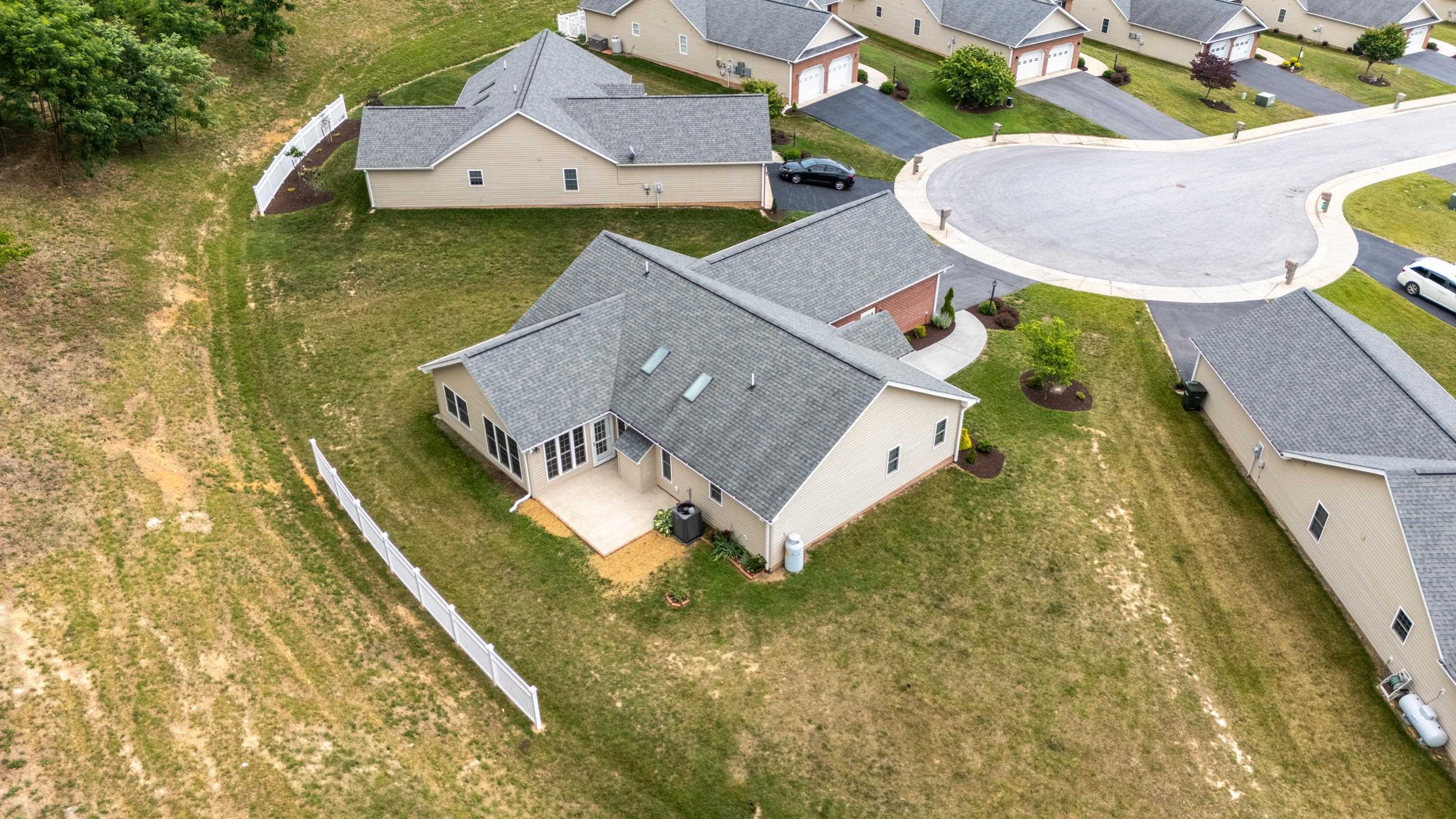 26 OAK VIEW DR