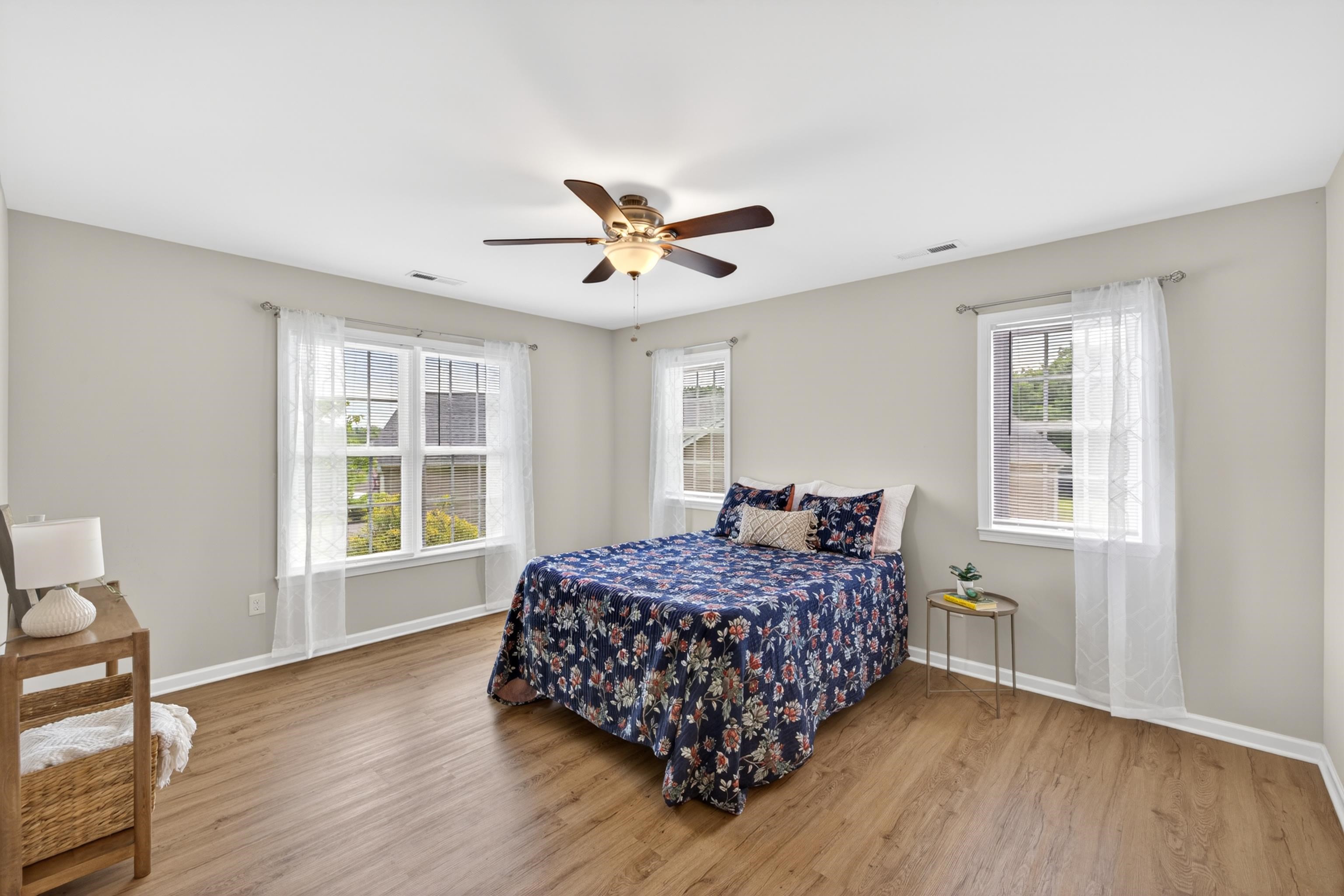 26 OAK VIEW DR