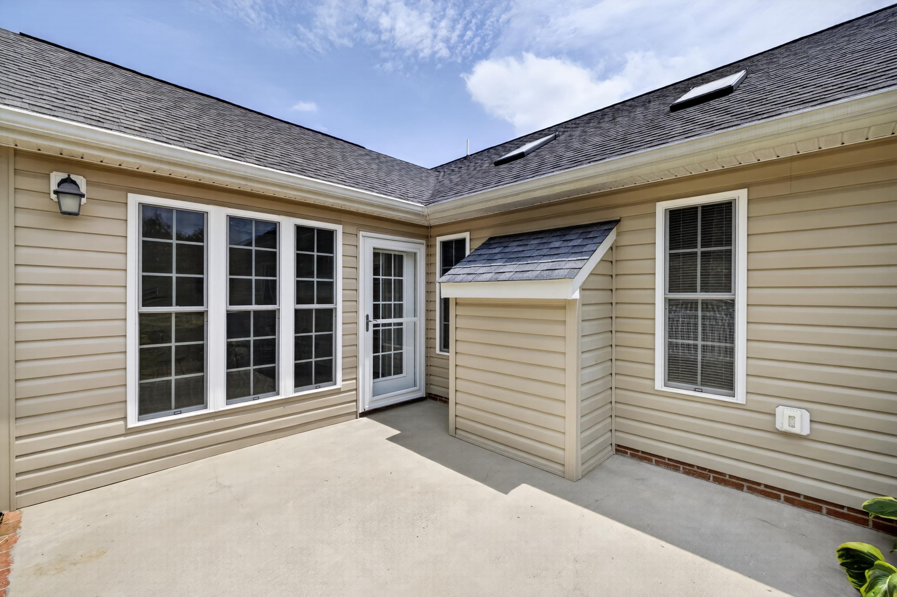 26 OAK VIEW DR