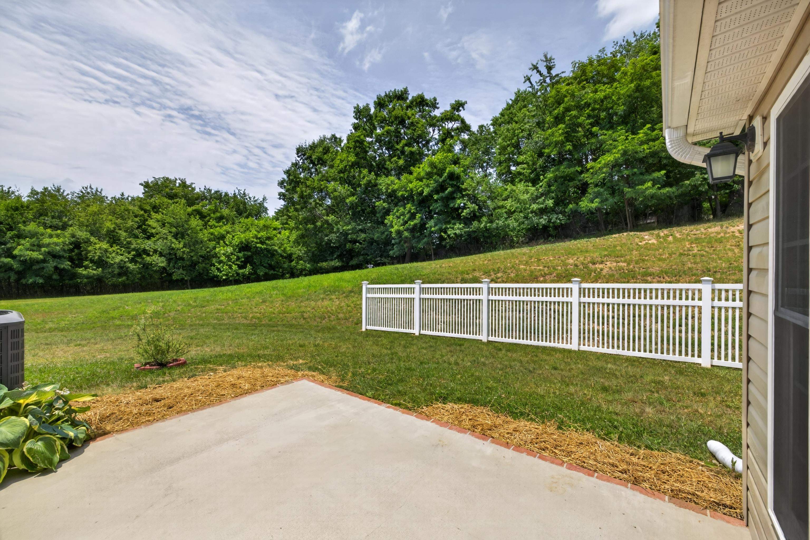 26 OAK VIEW DR