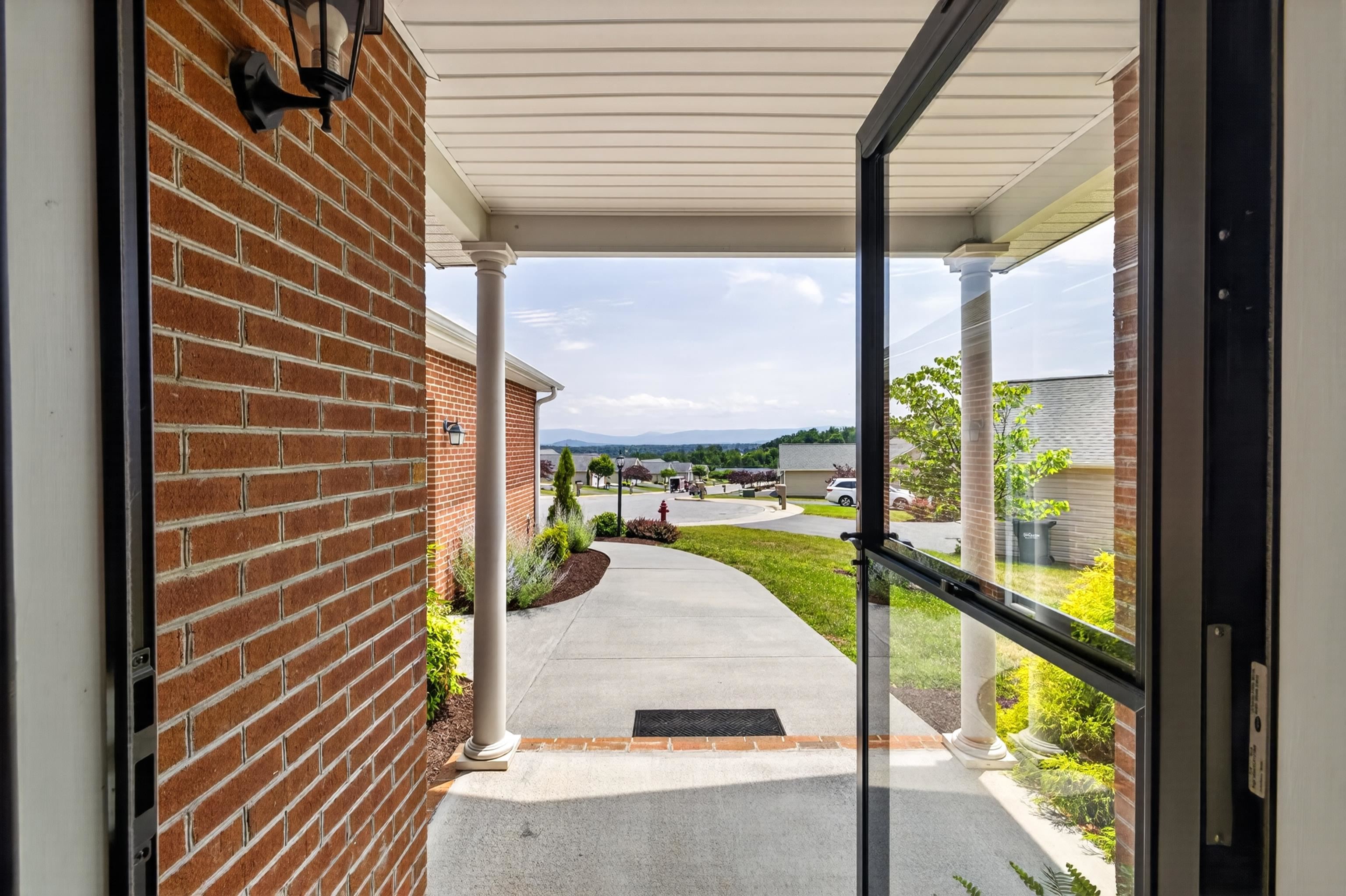 26 OAK VIEW DR