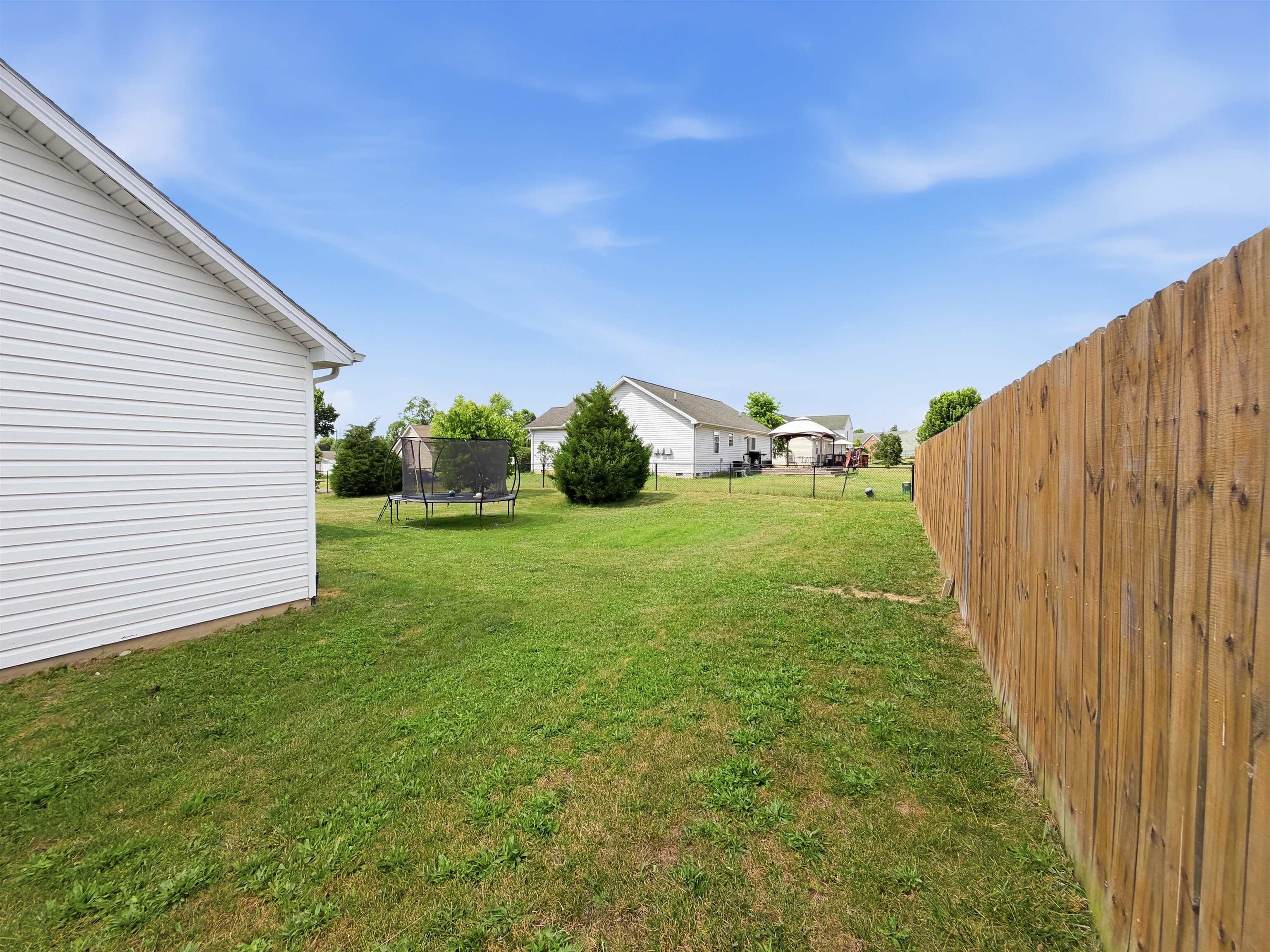 148 WOODSIDE DR