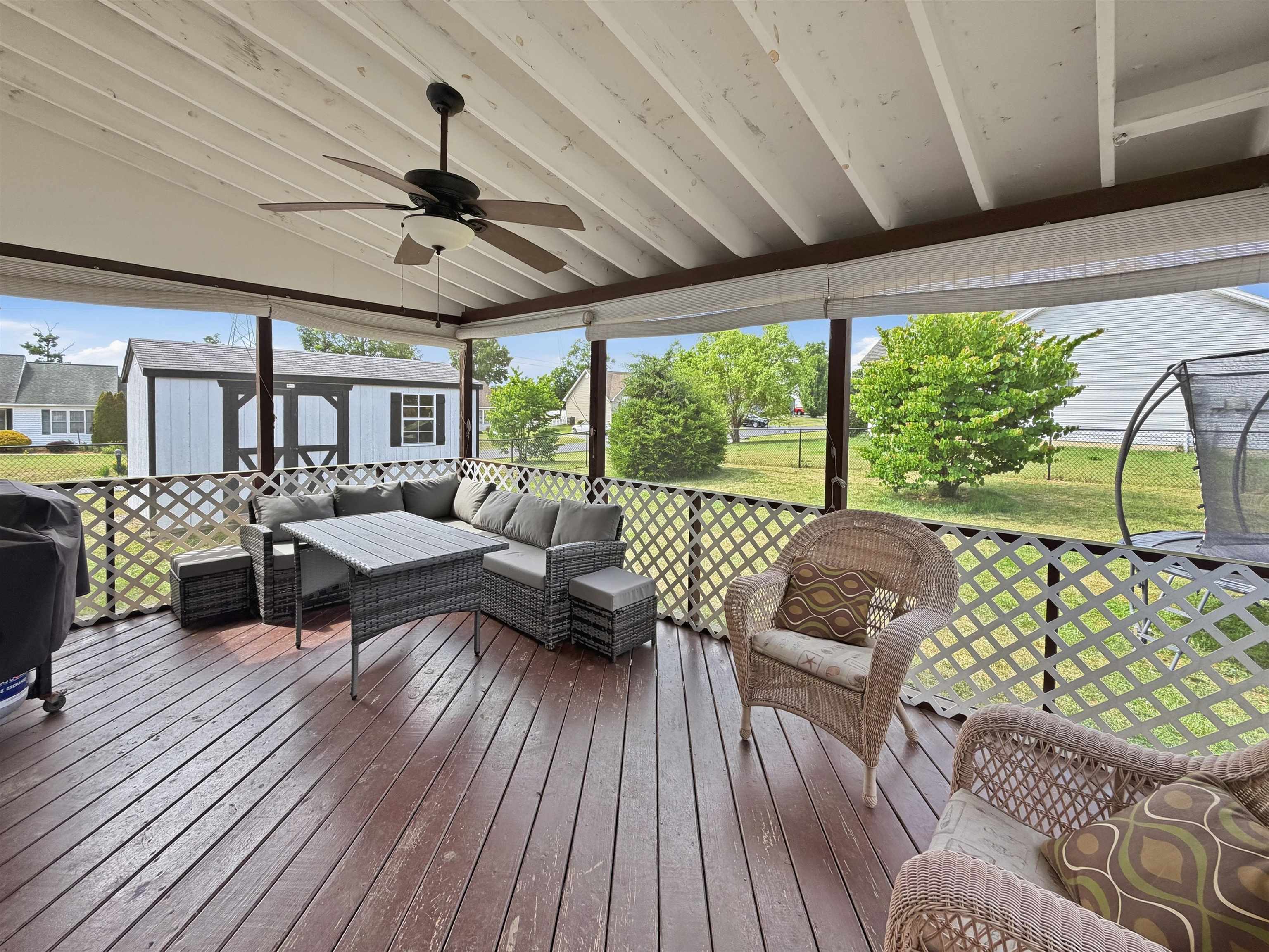 148 WOODSIDE DR