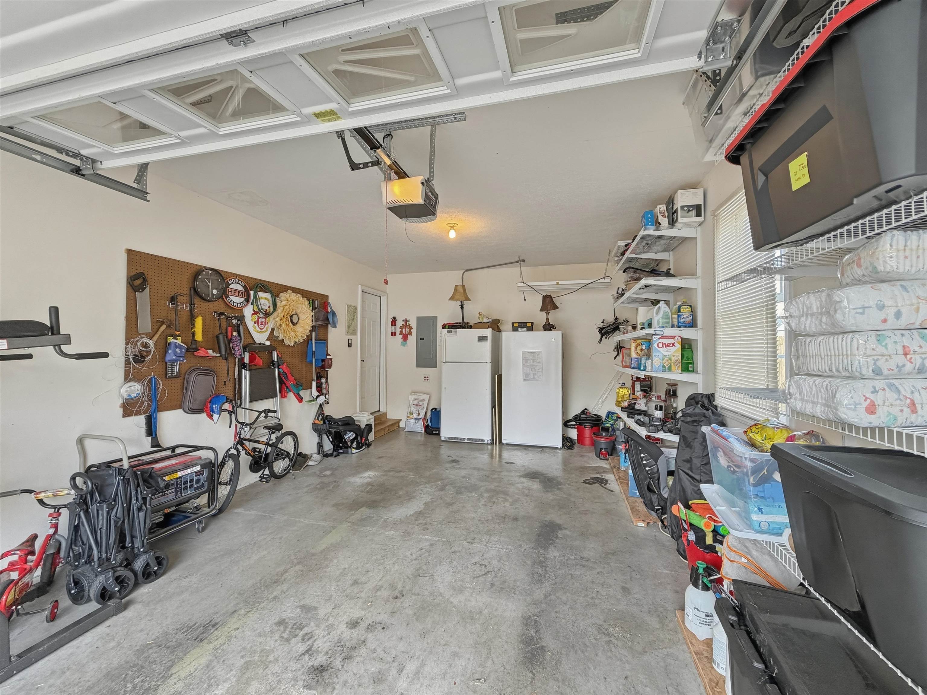 148 WOODSIDE DR