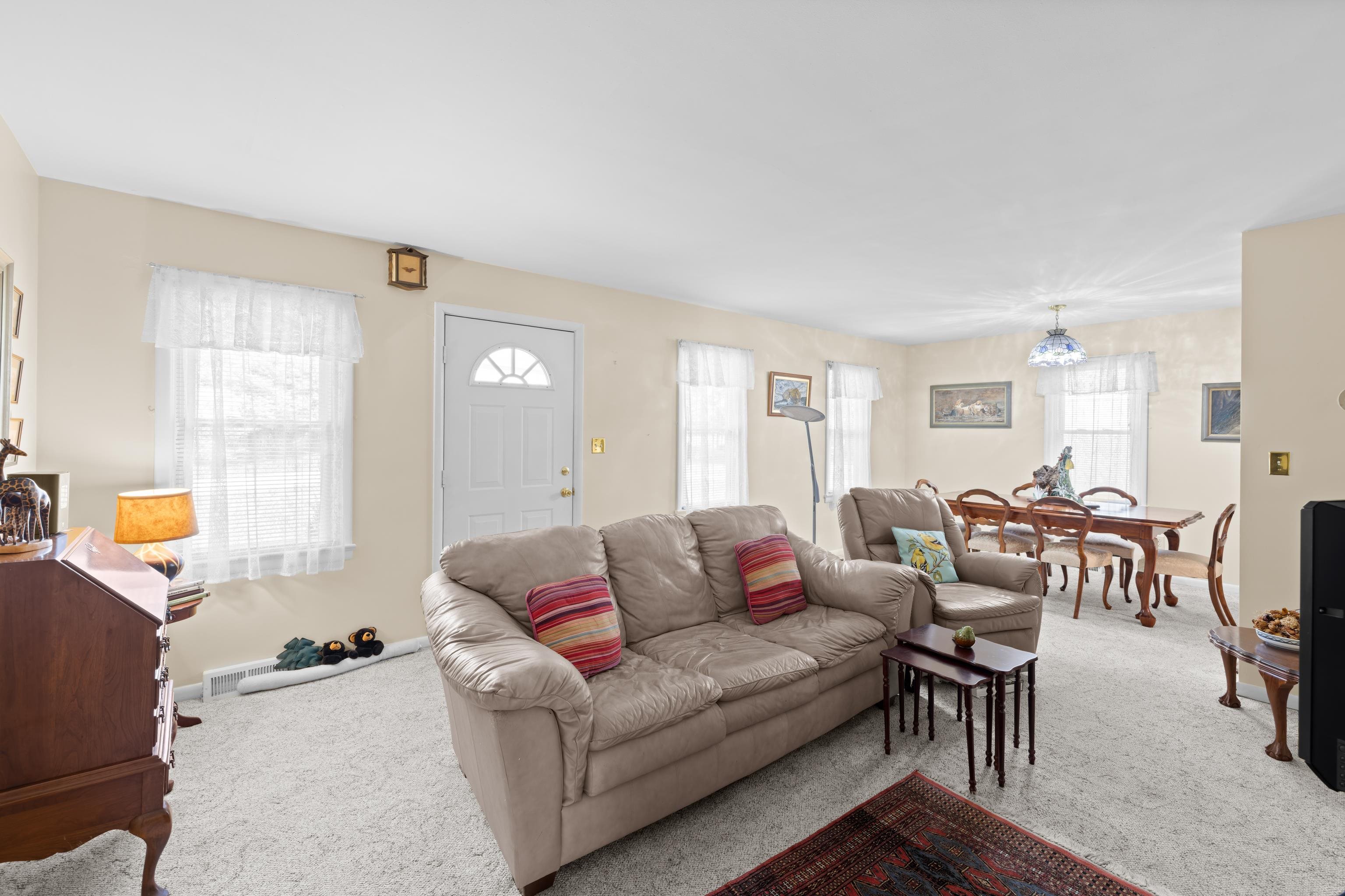 506 COLLEGE CIR