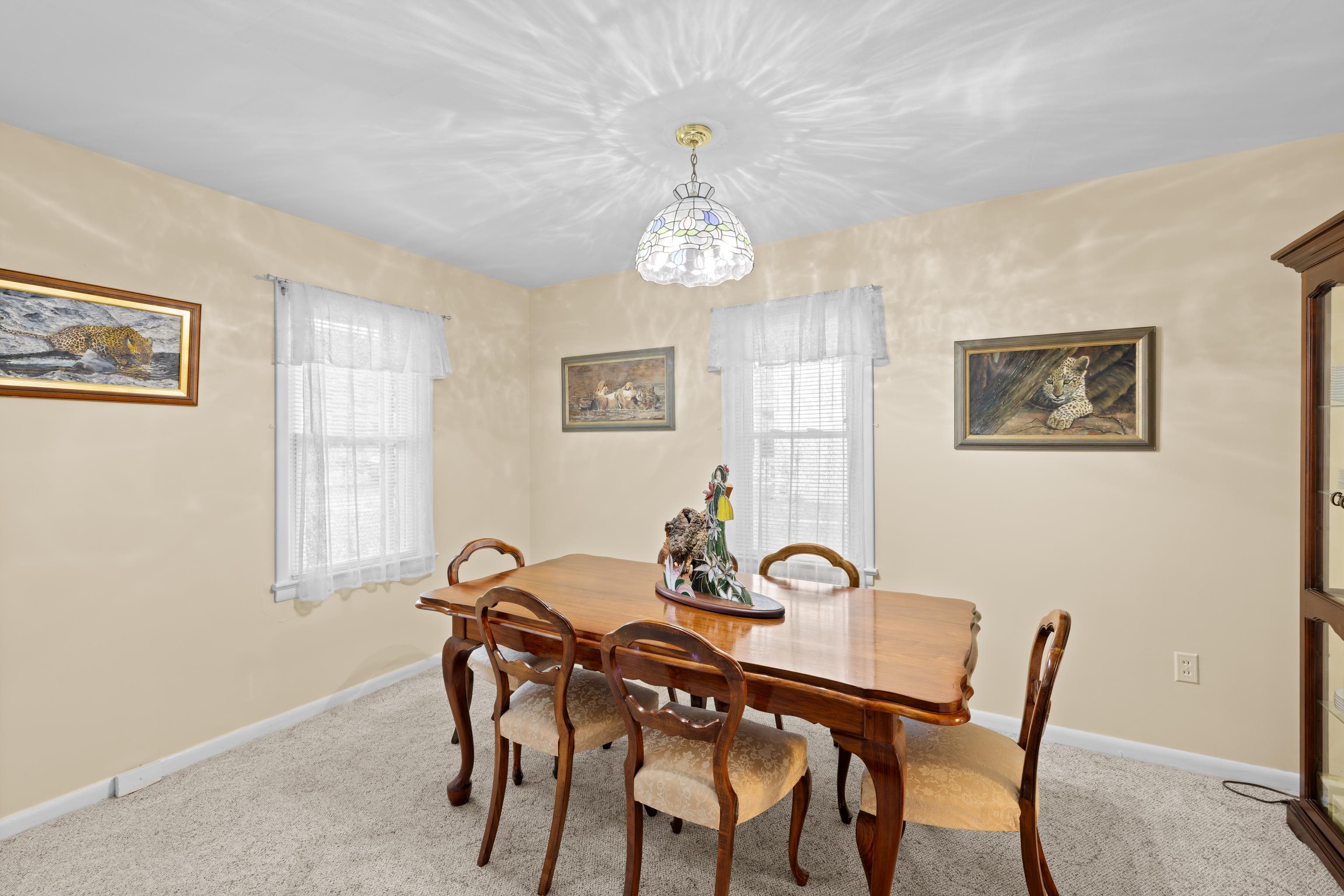 506 COLLEGE CIR