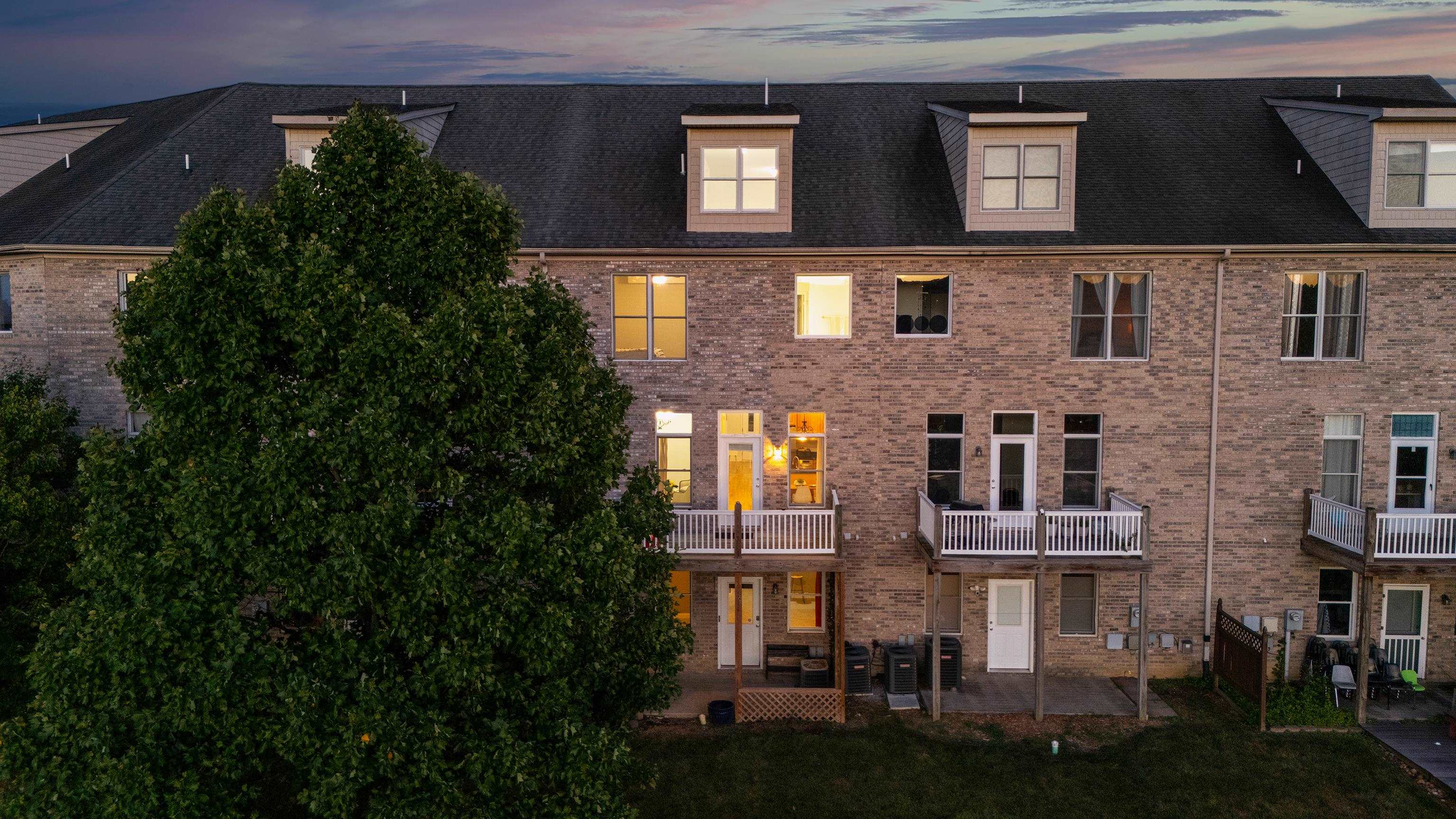 50 ENCHANTED VIEW CIR