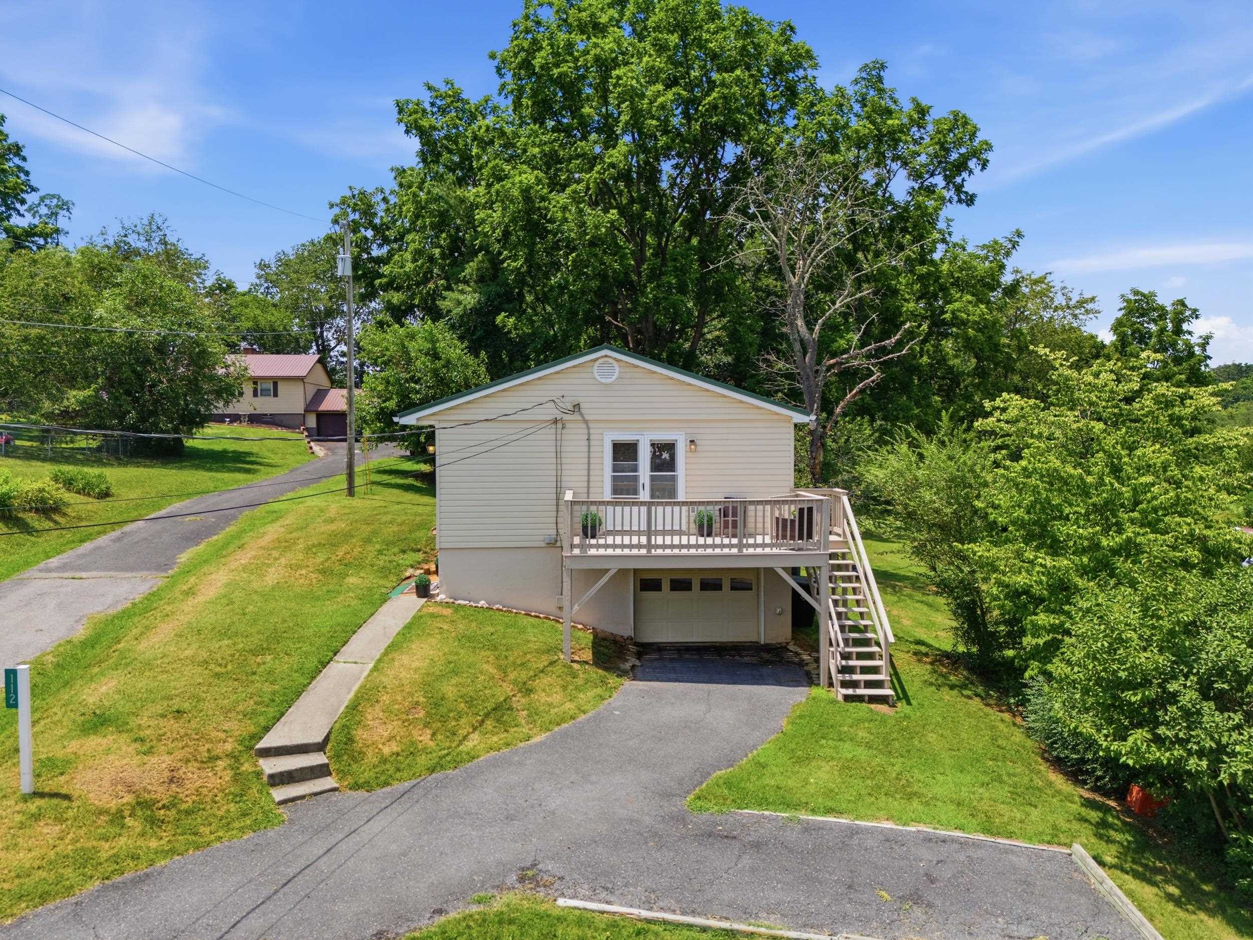 112 BELLVIEW ST