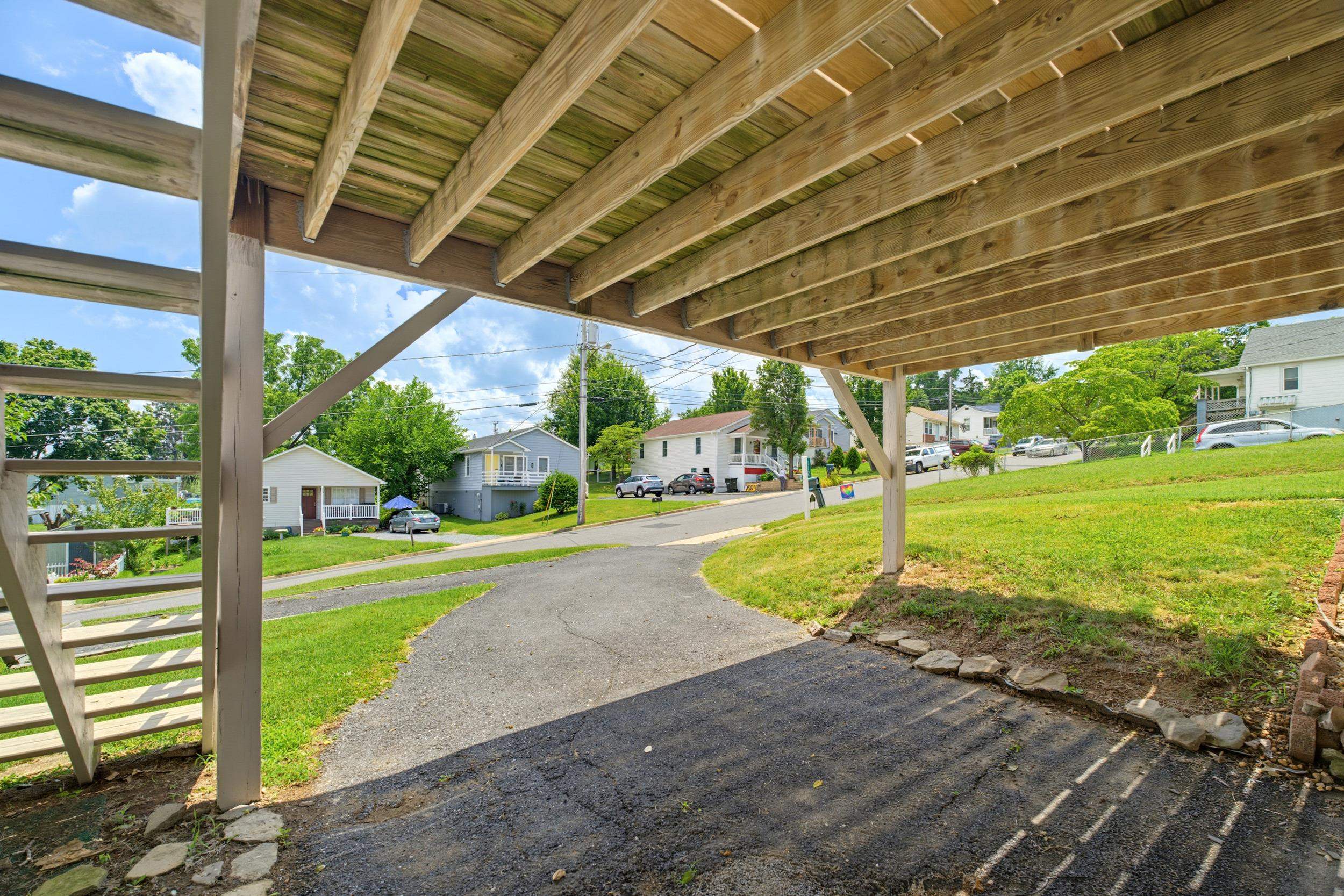 112 BELLVIEW ST