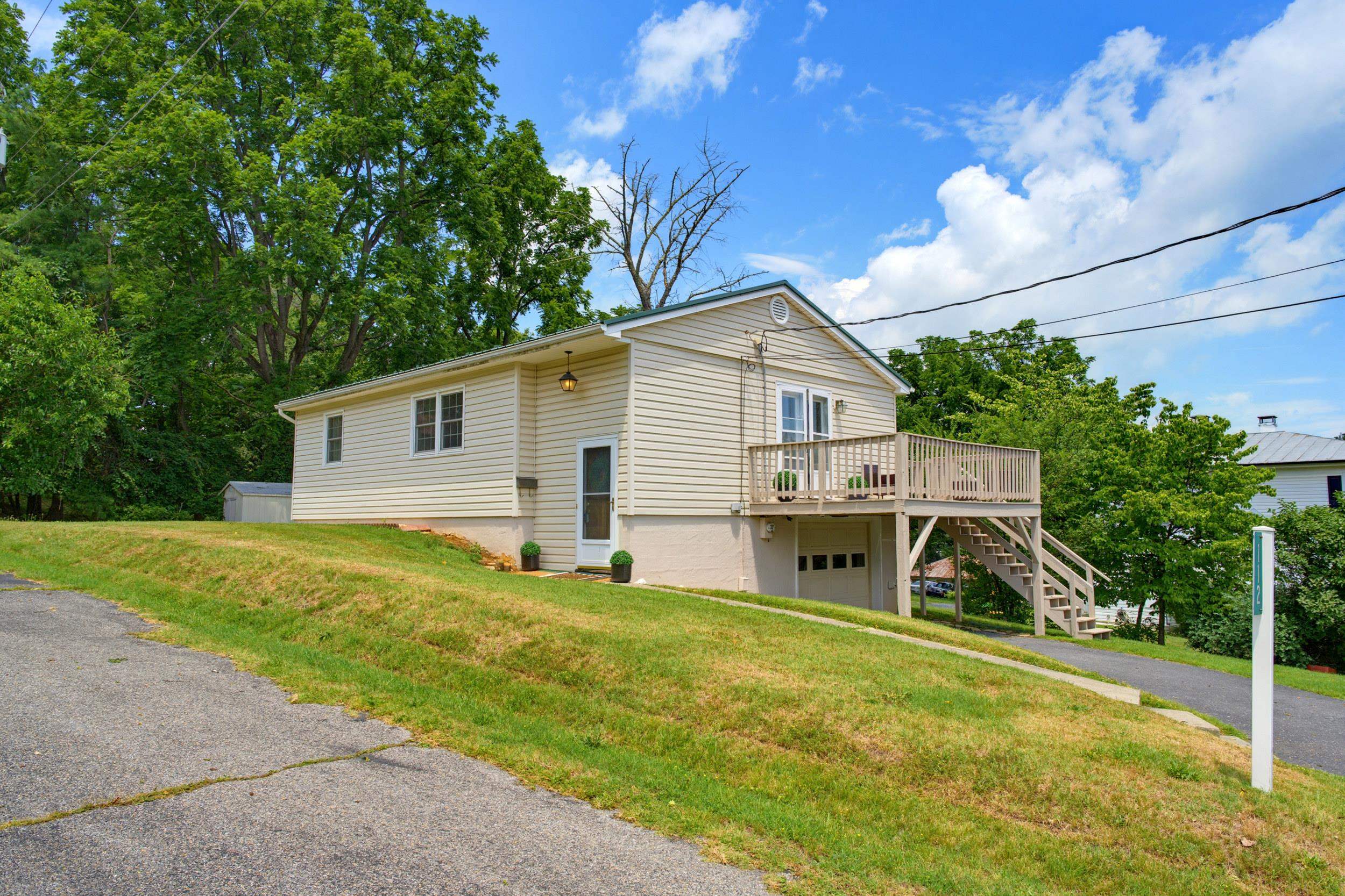 112 BELLVIEW ST
