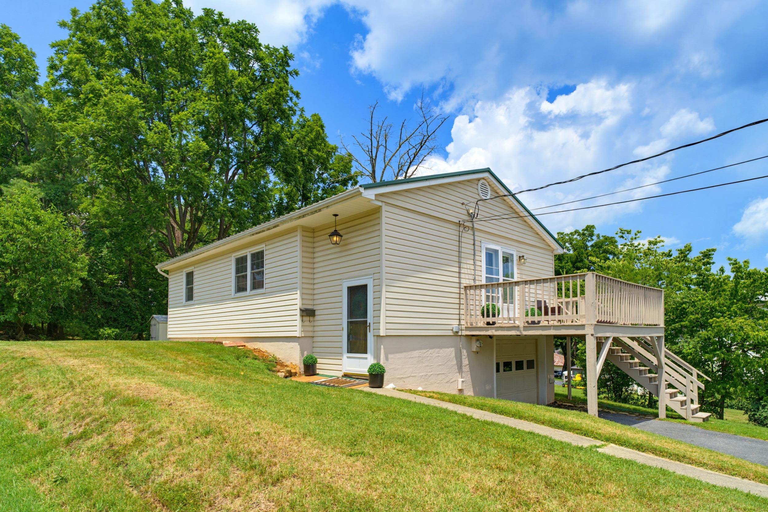112 BELLVIEW ST