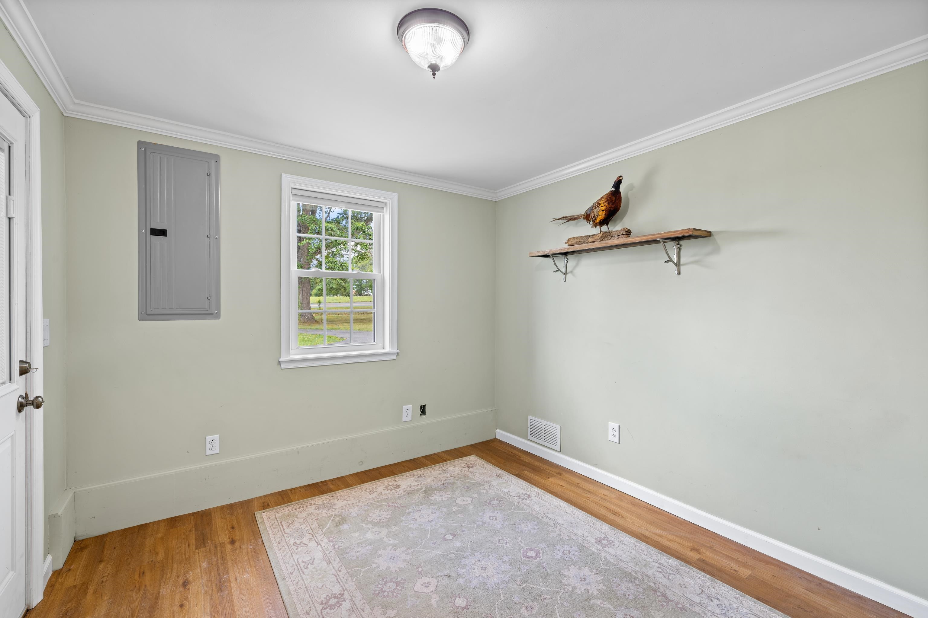 2645 LYNDHURST RD