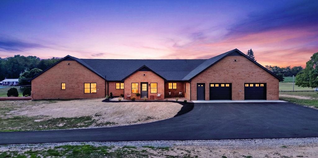 5348 LEE JACKSON HWY