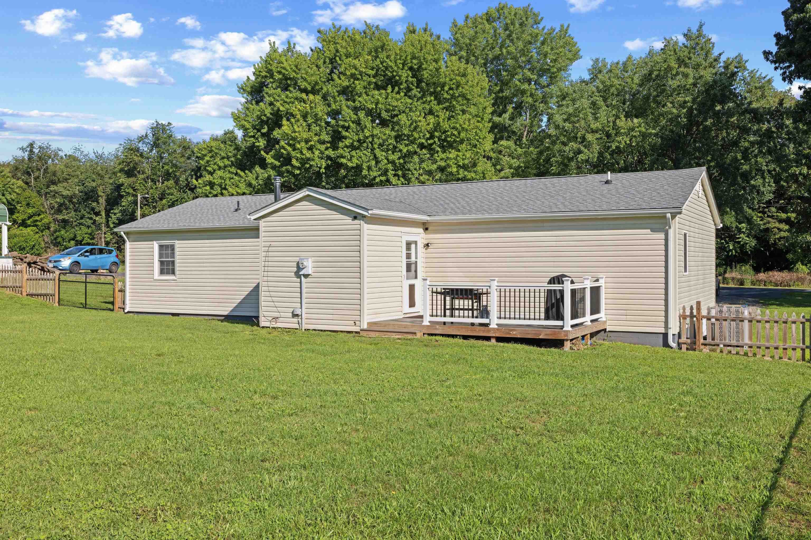 440 DRY BRANCH RD