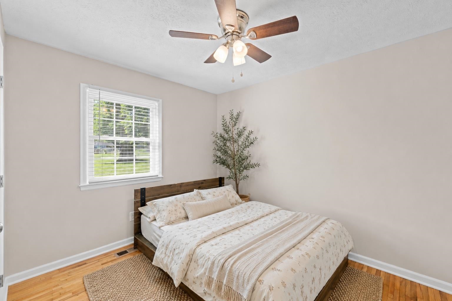 440 DRY BRANCH RD