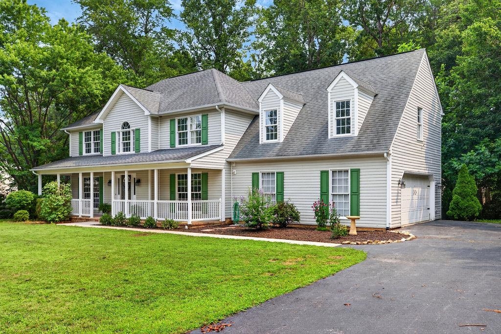 310 ARROWHEAD LN